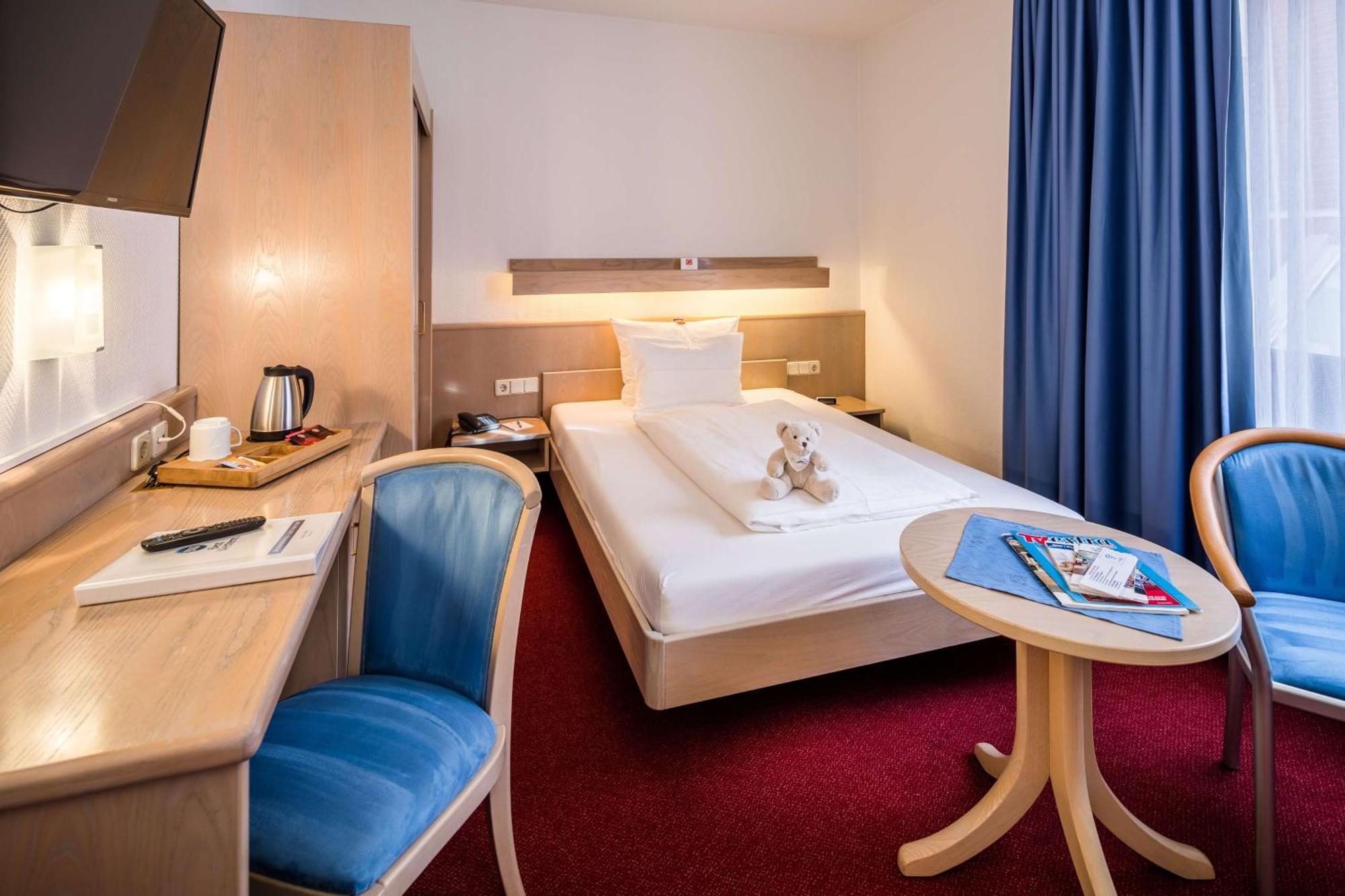 Standard Single Room,1657145753:JPEG