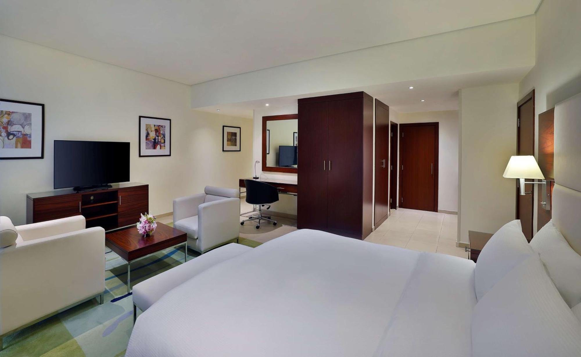 King Executive Room Sea View Balcony