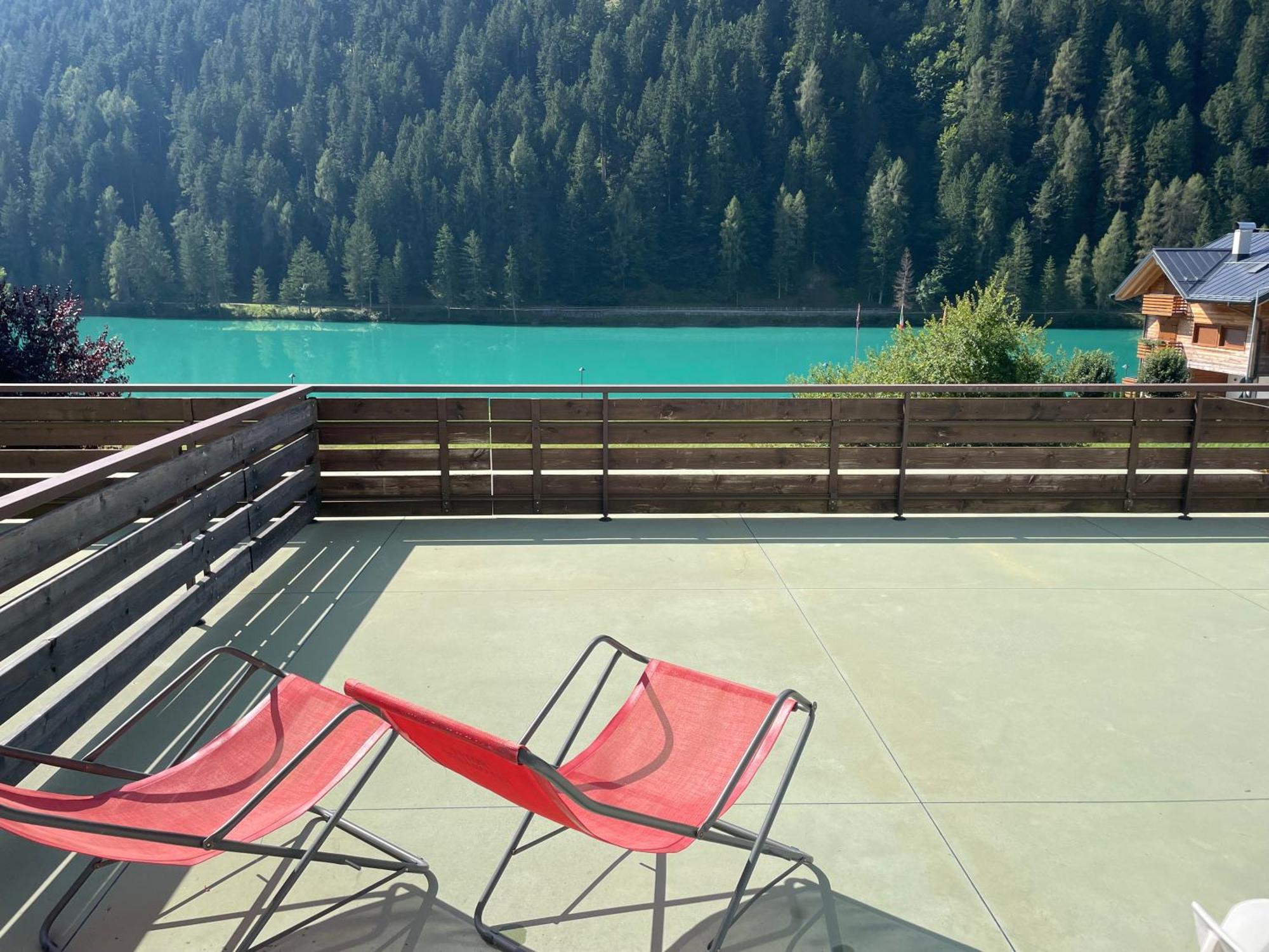 Superior Double or Twin Room with Lake View,1657165086:JPEG