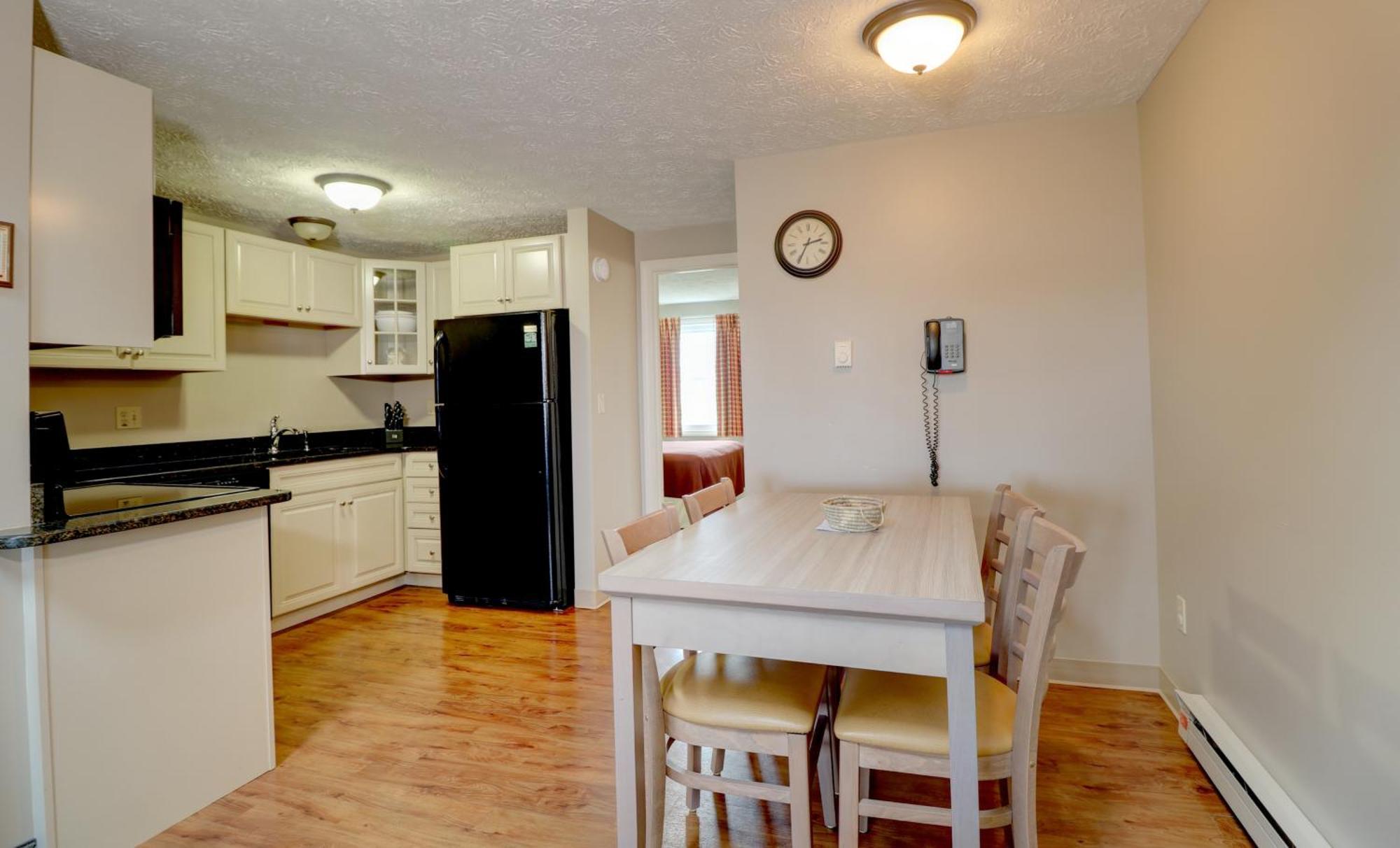 2-Bedroom Loft Suite or King bed,1657189411:JPEG