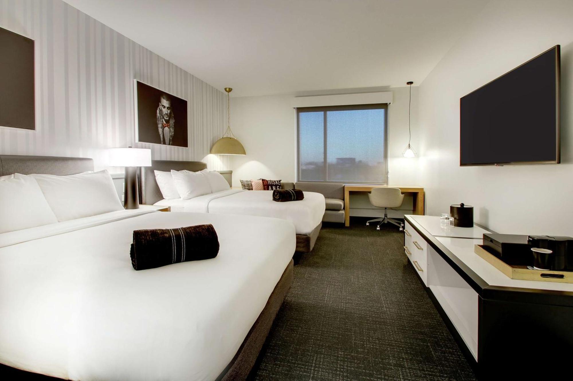 Queen Room Two Queen Beds