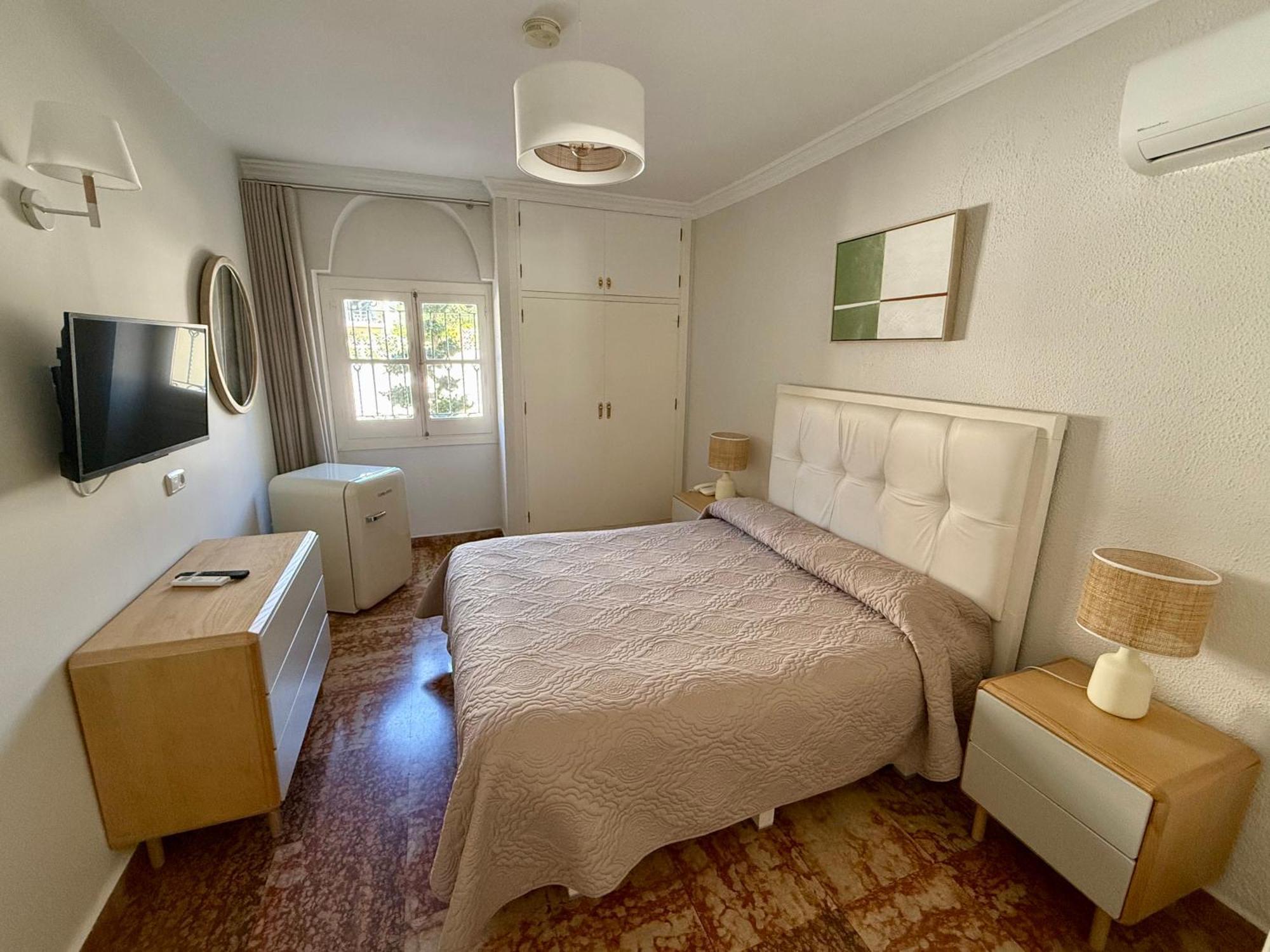 Basic Double Room