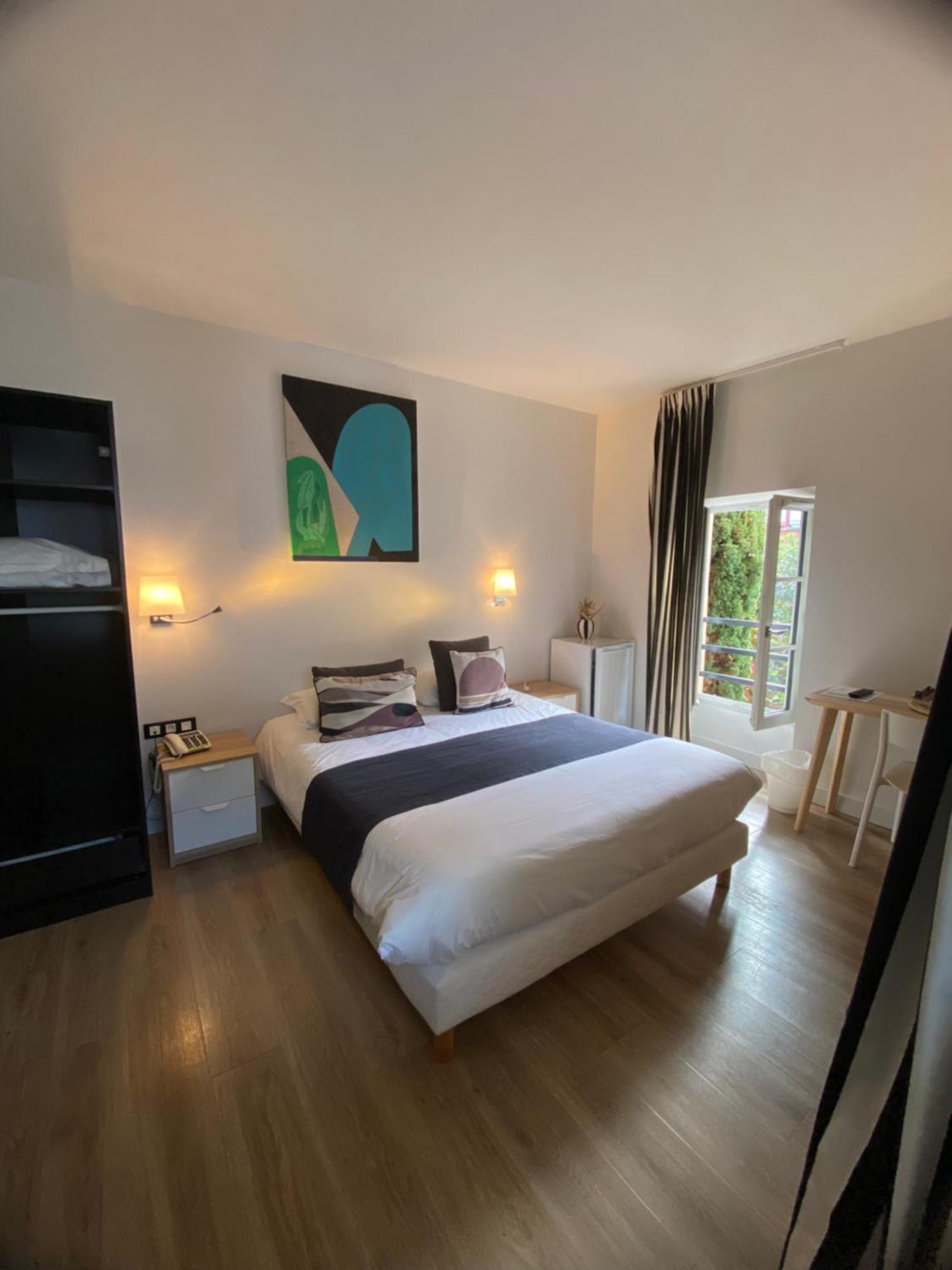 Double Room Disabled Guest