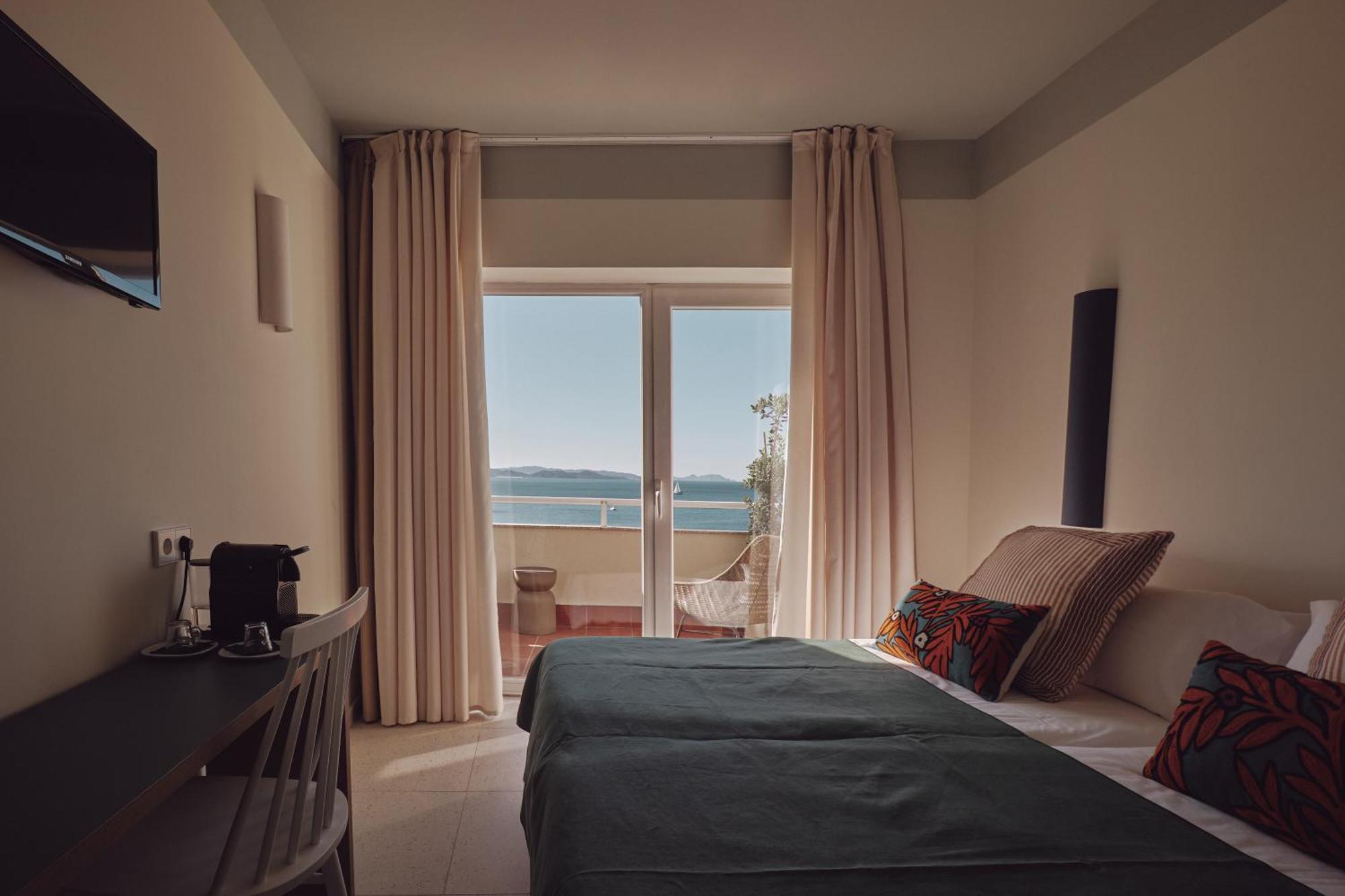 Double Room Balcony Sea View