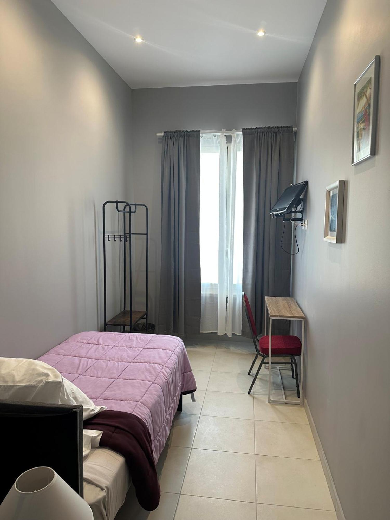Comfort Single Room,1742616647:JPEG