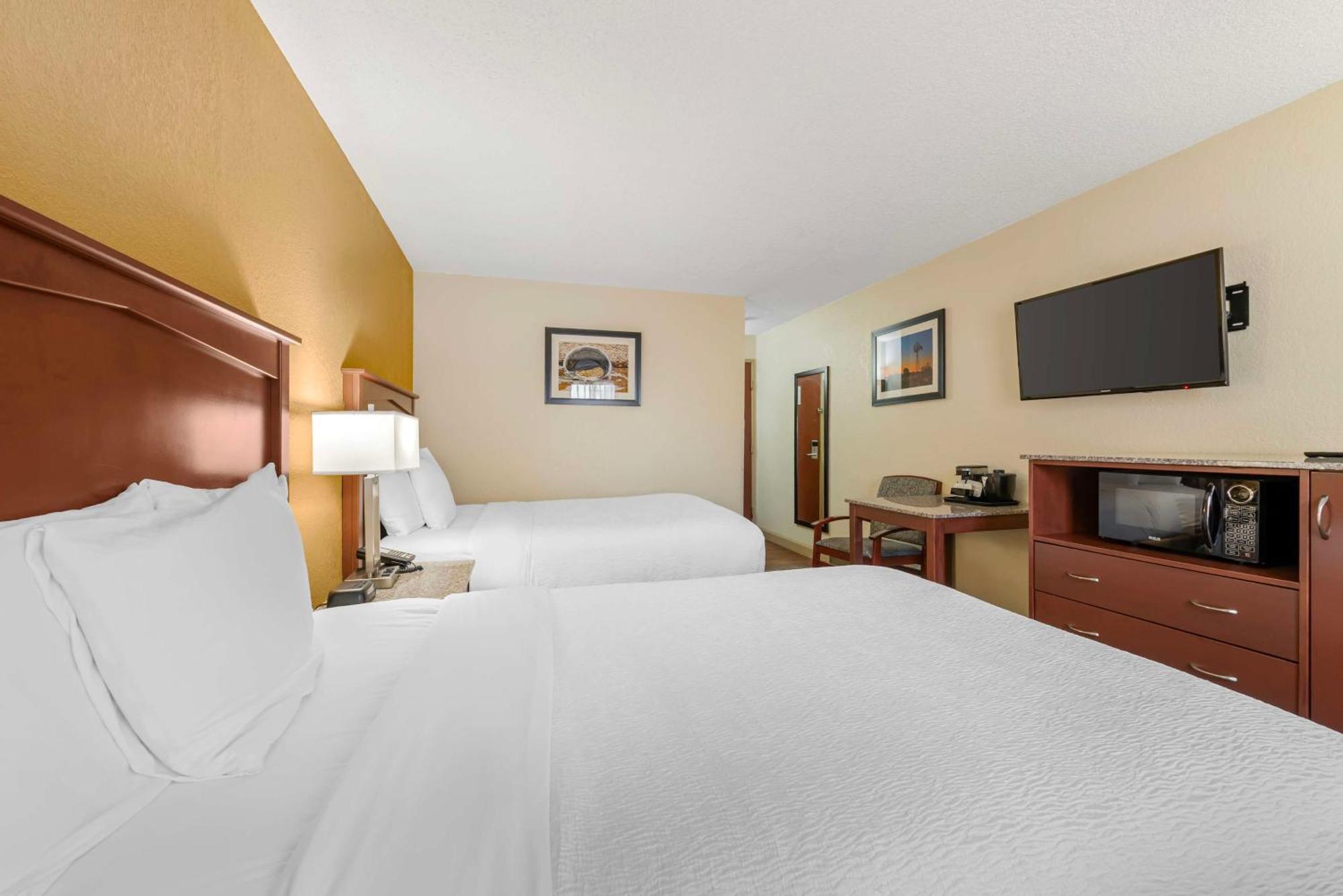 Double Room Two Double Beds Second Floor