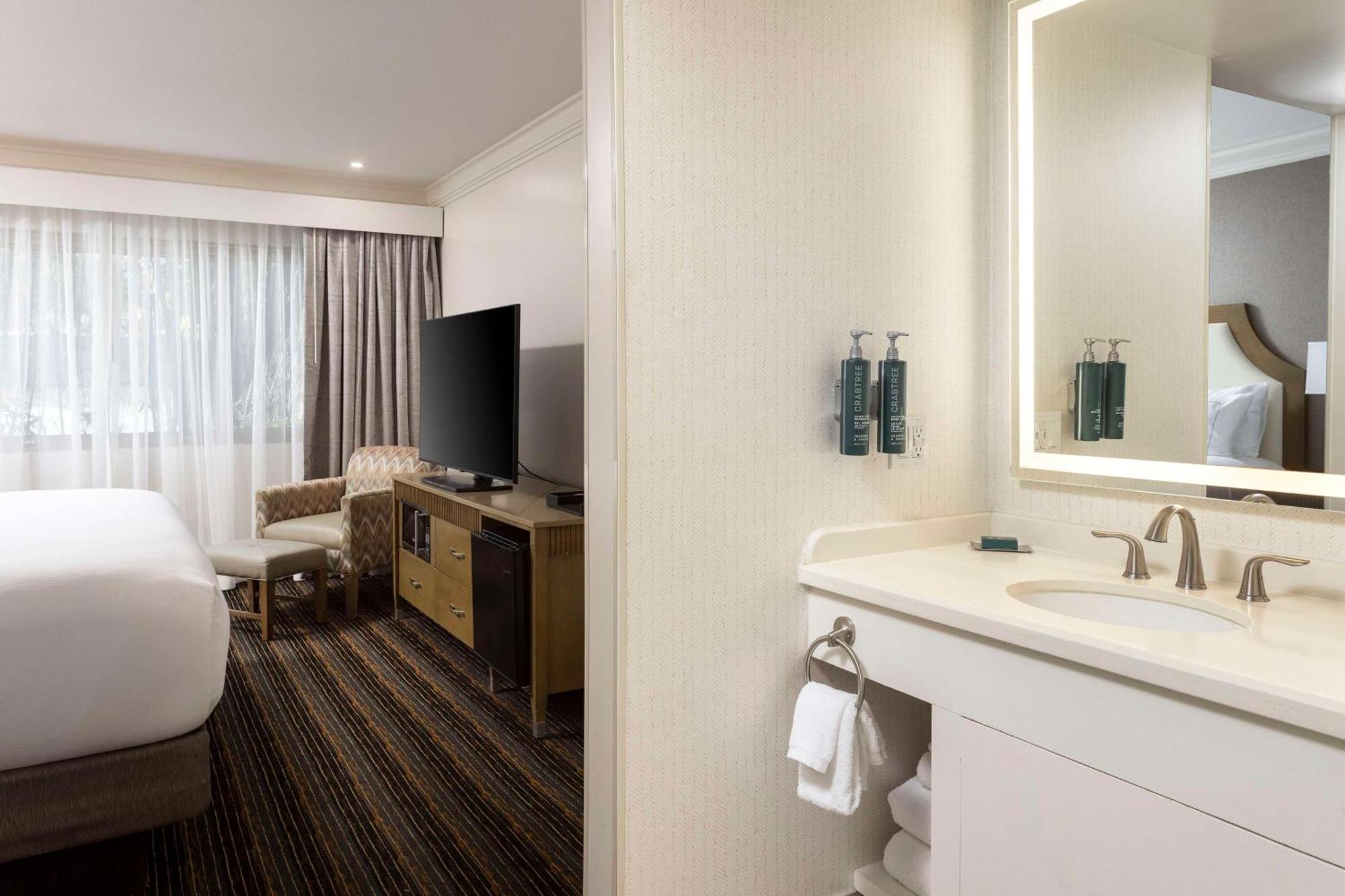 King Room Base