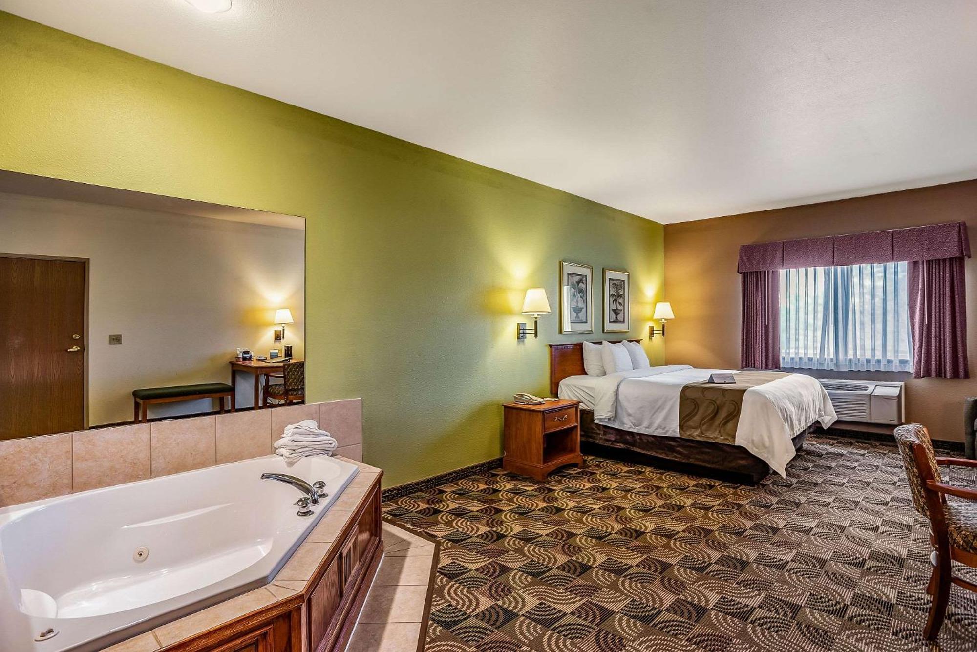 King Room Non-Smoking