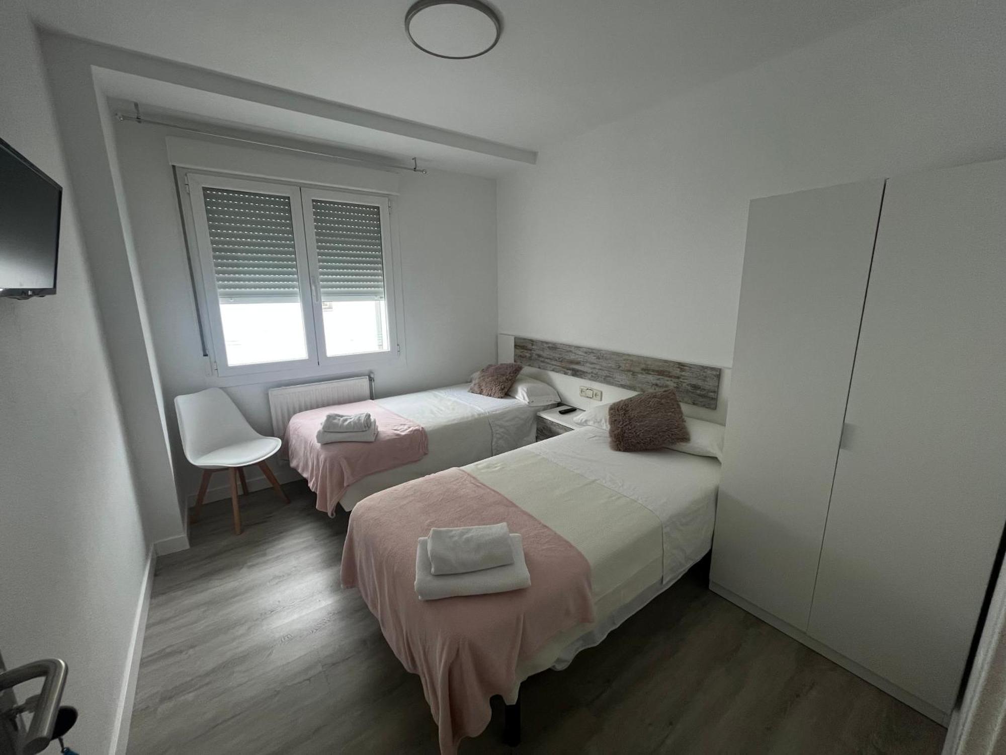 Standard Twin Room,1658091065:JPEG