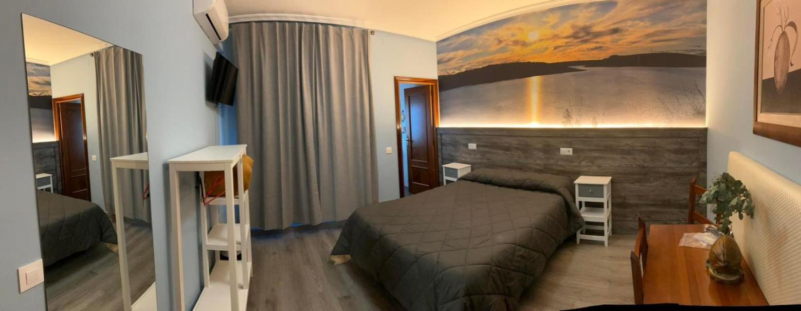 Double or Twin Room Bathroom,1658094398:JPEG