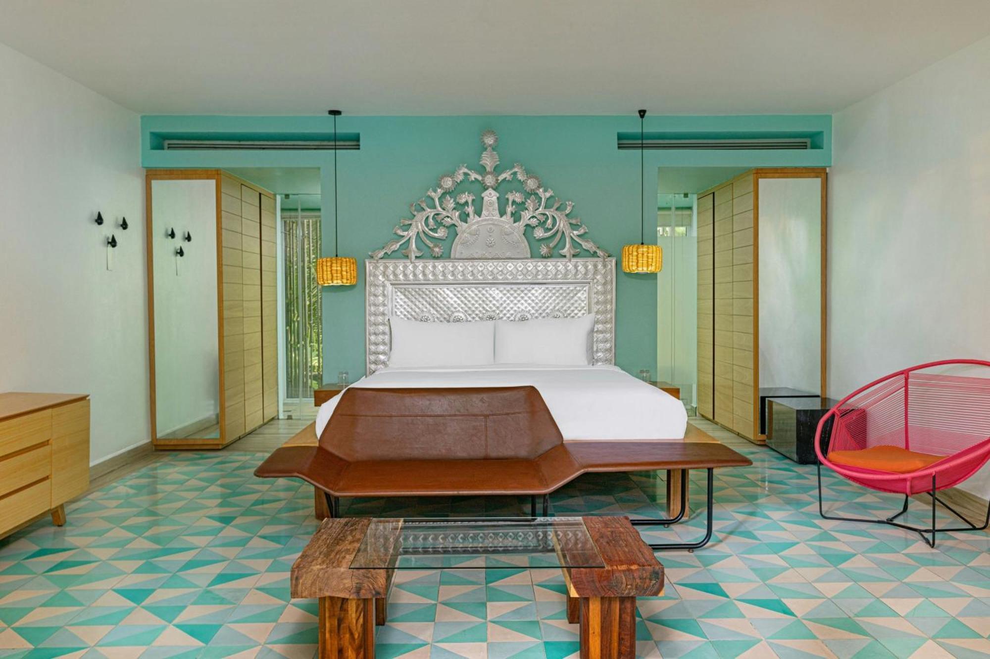 Standard King Room Balcony Jungle View