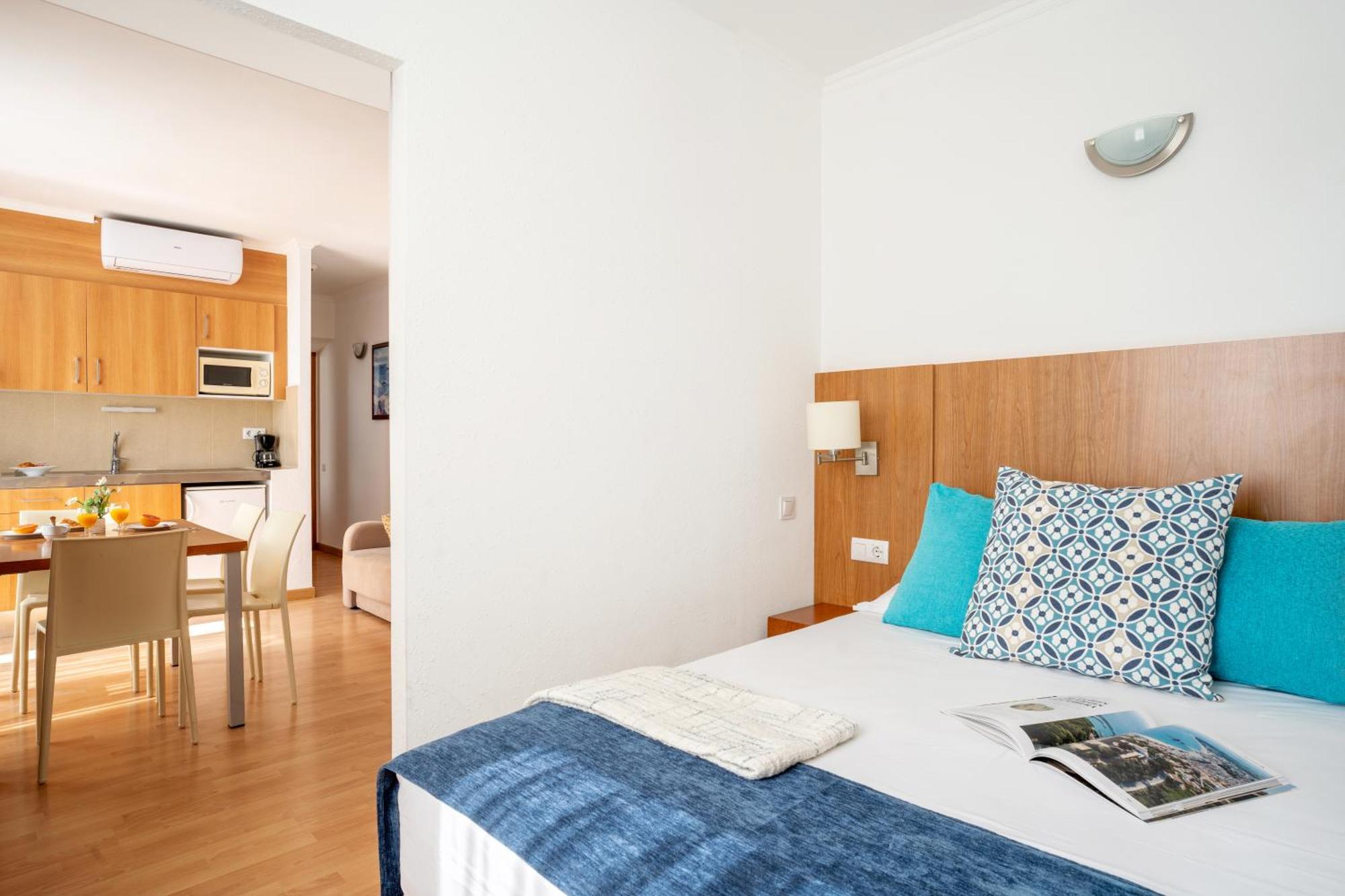 Double or Twin Room balcony without kitchen