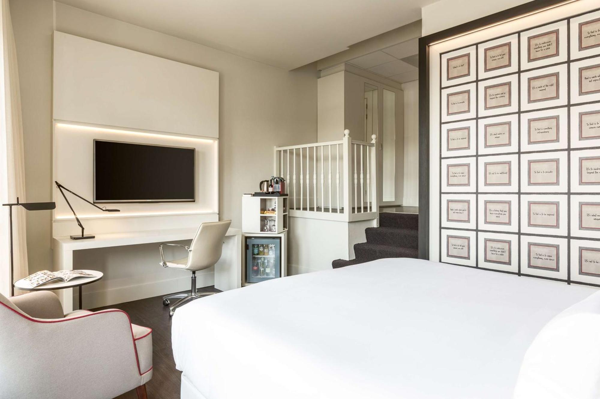 Premium Double or Twin Room with View,1658748796:JPEG
