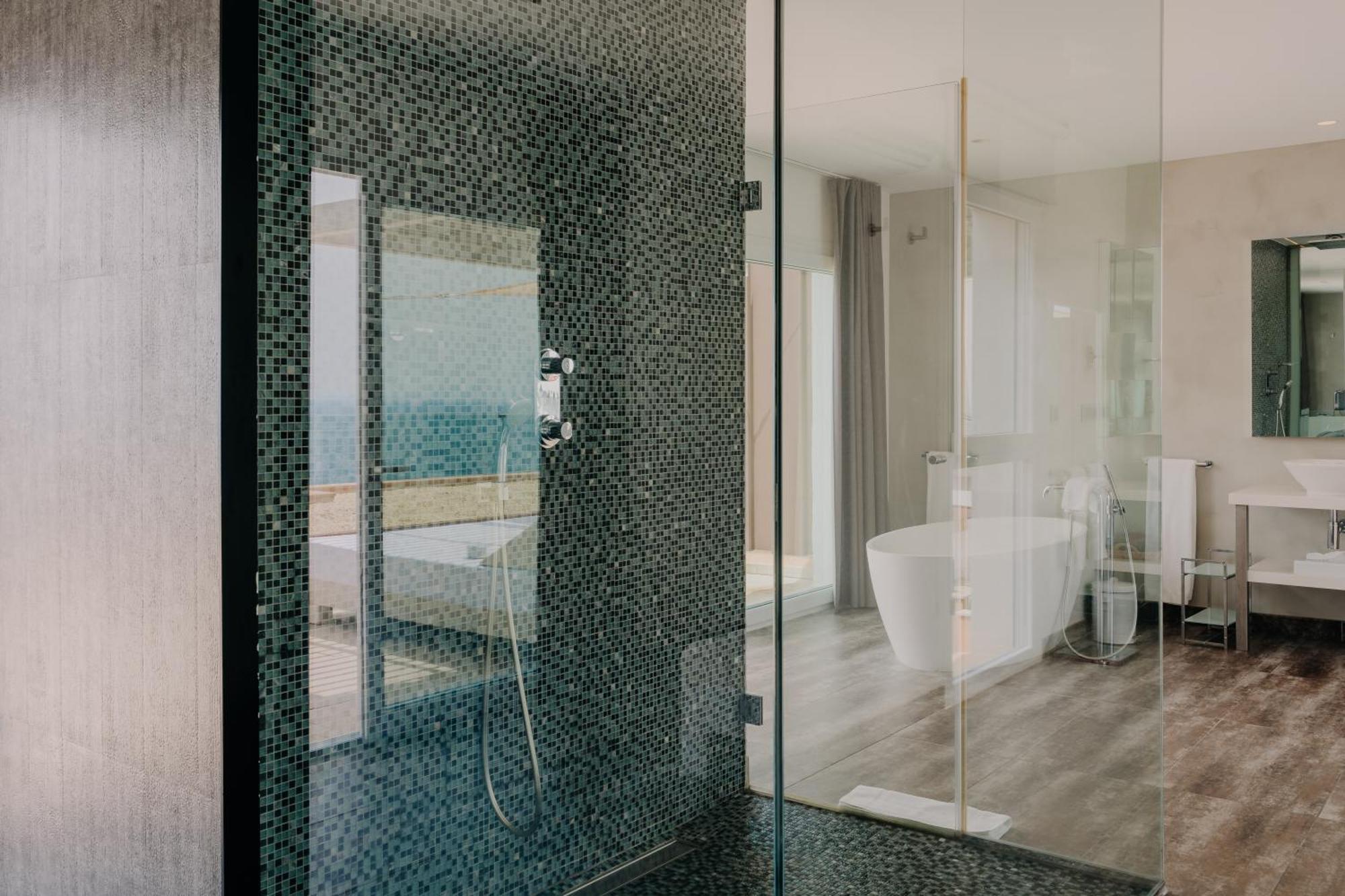 Penthouse Suite