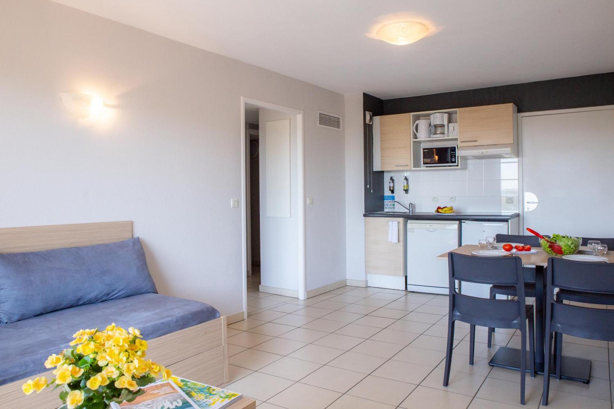 Three-Bedroom Apartment,1658753945:JPEG
