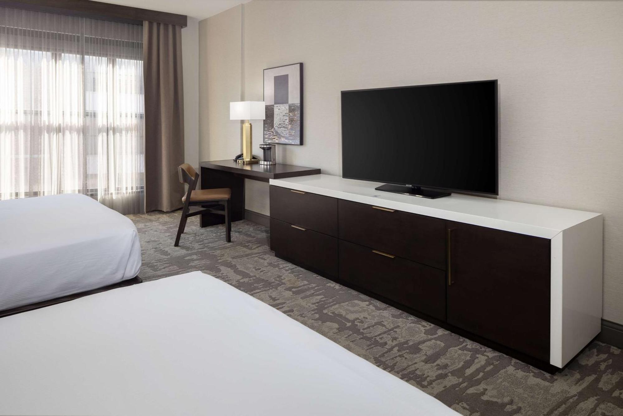 Deluxe Queen Room Two Queen Beds