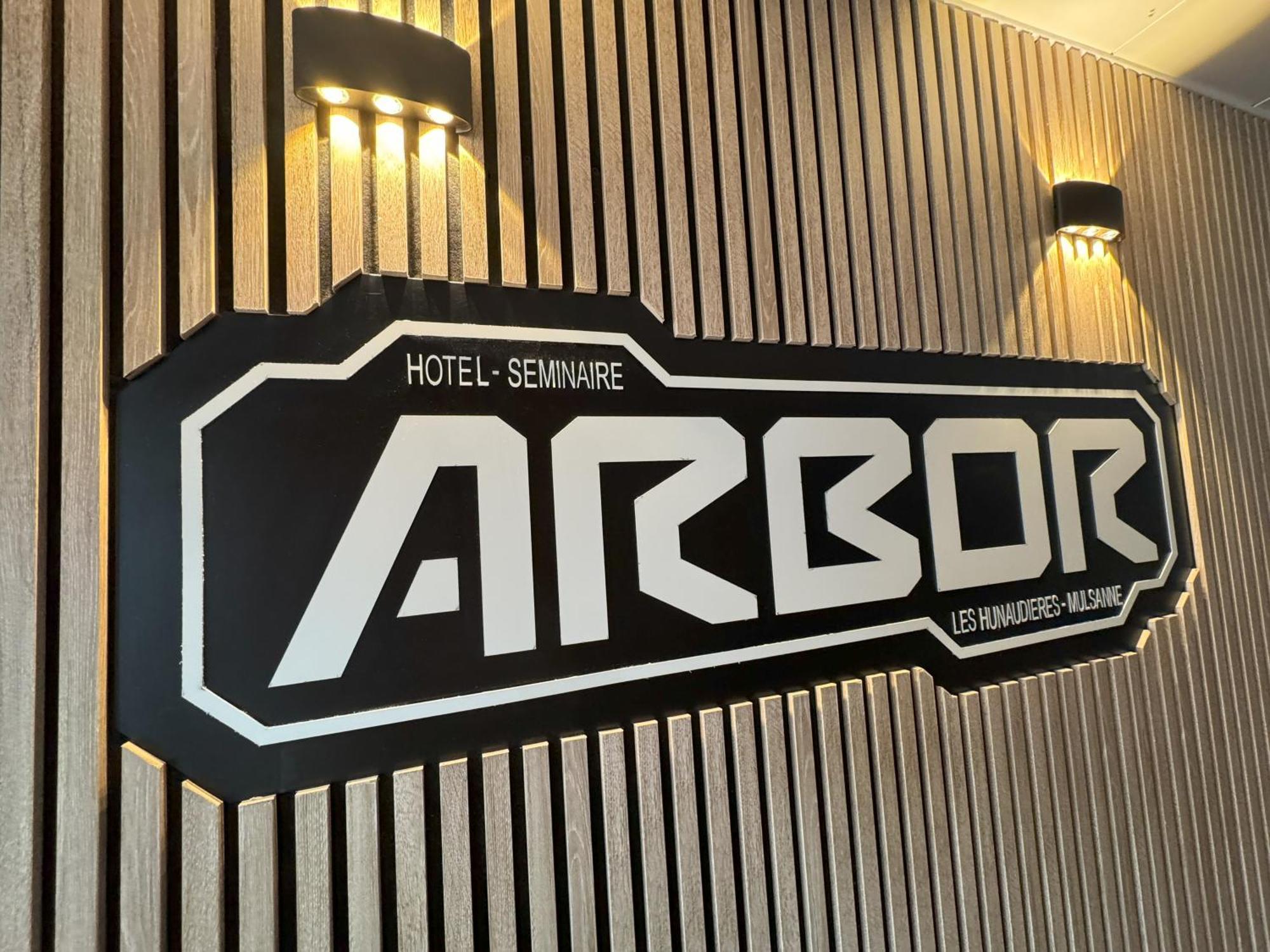 Single Room,1756532399:JPEG