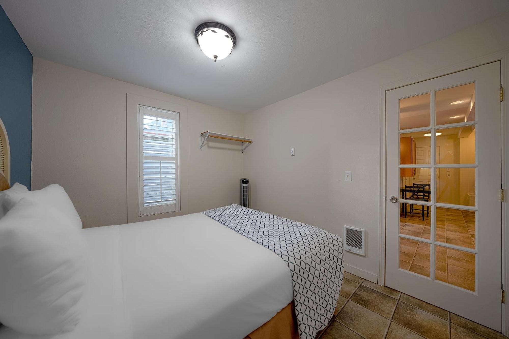 2 Bedroom Suite