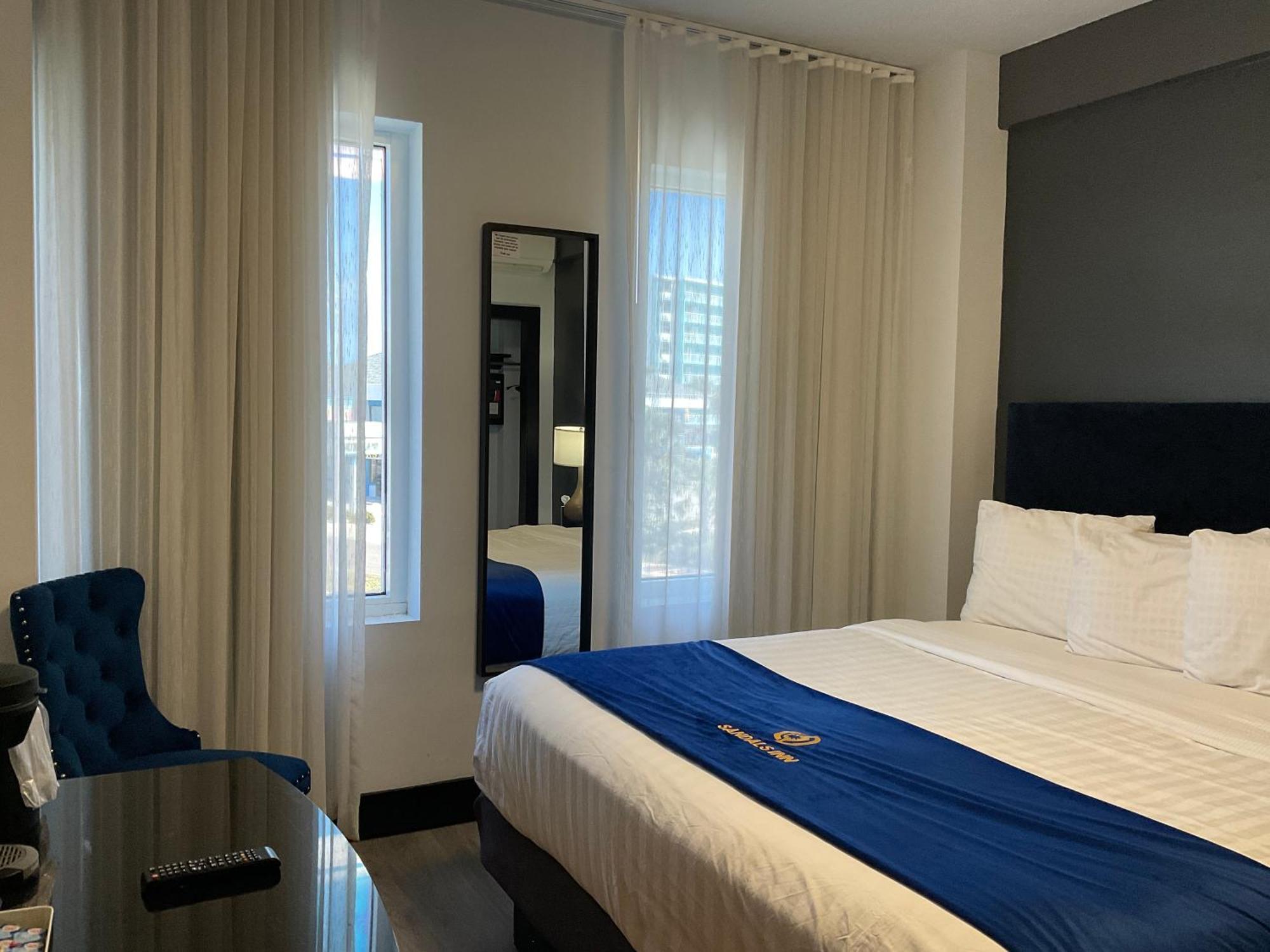 King Room