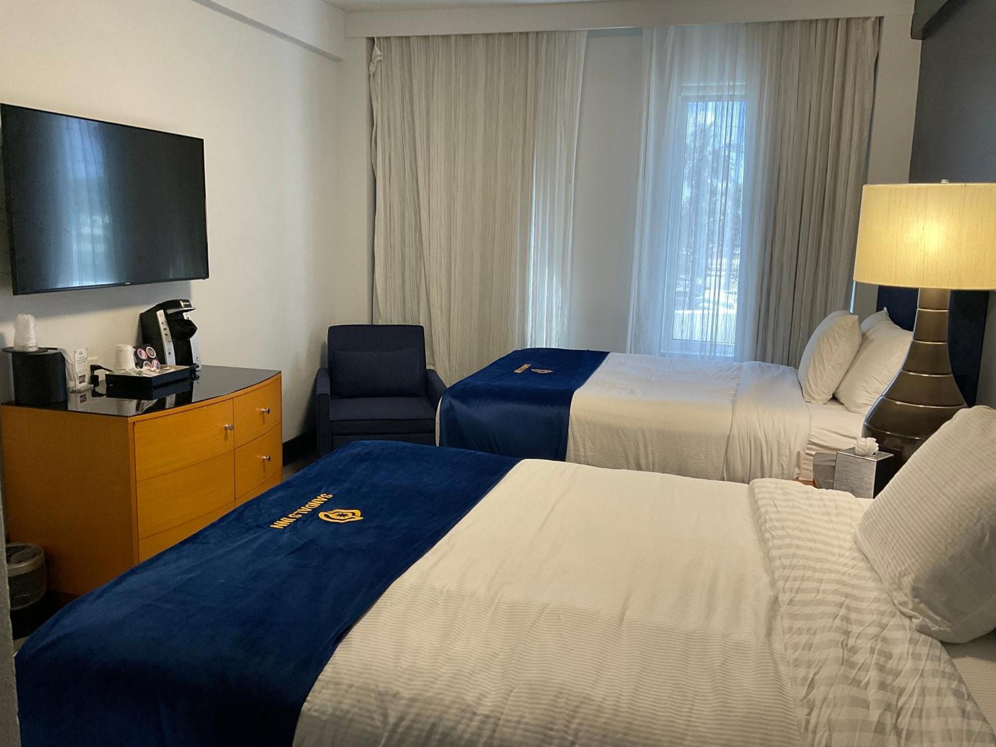 Queen Room
