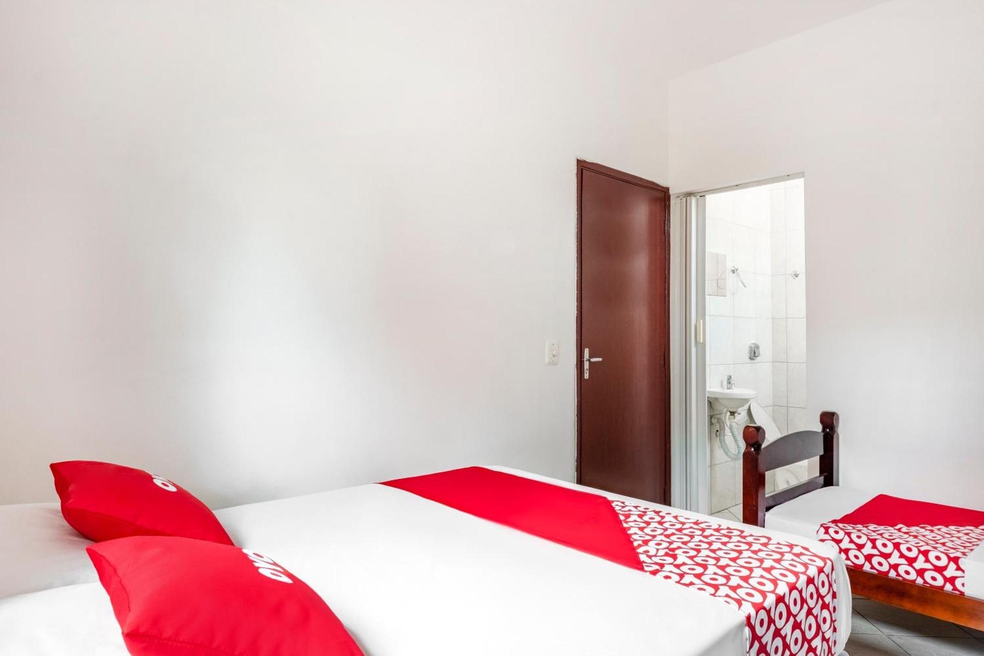 Triple Room without AC 1 Double bed 1 Single bed