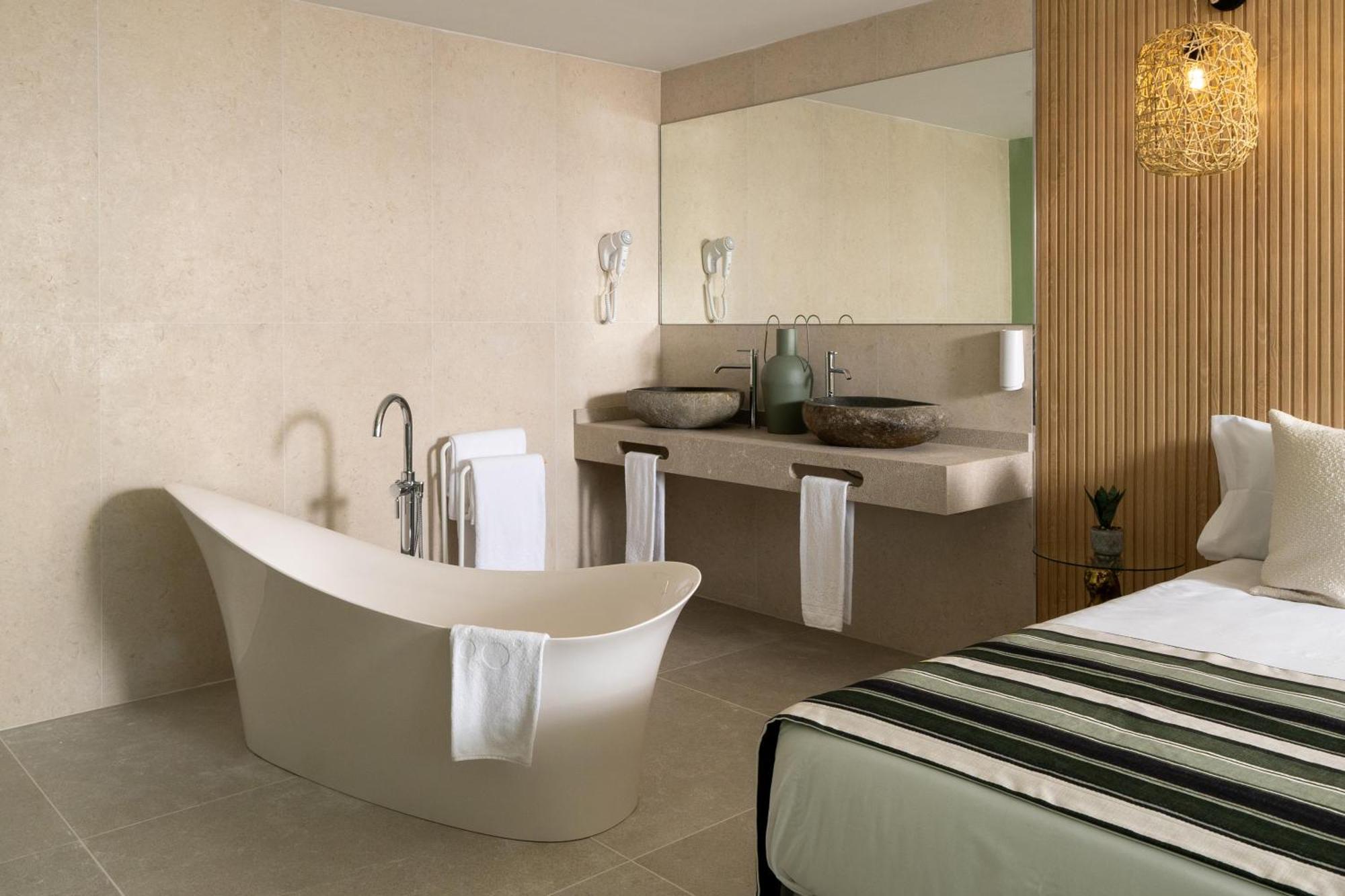 Two Bedroom Apartment Private Pool