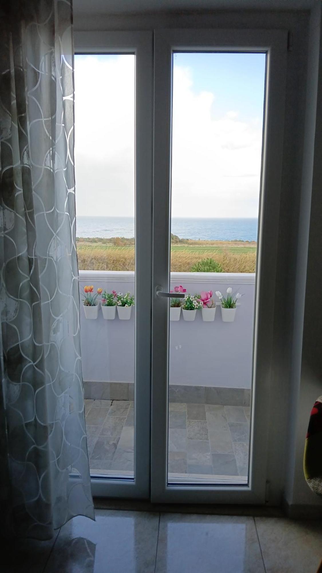 Studio Sea View