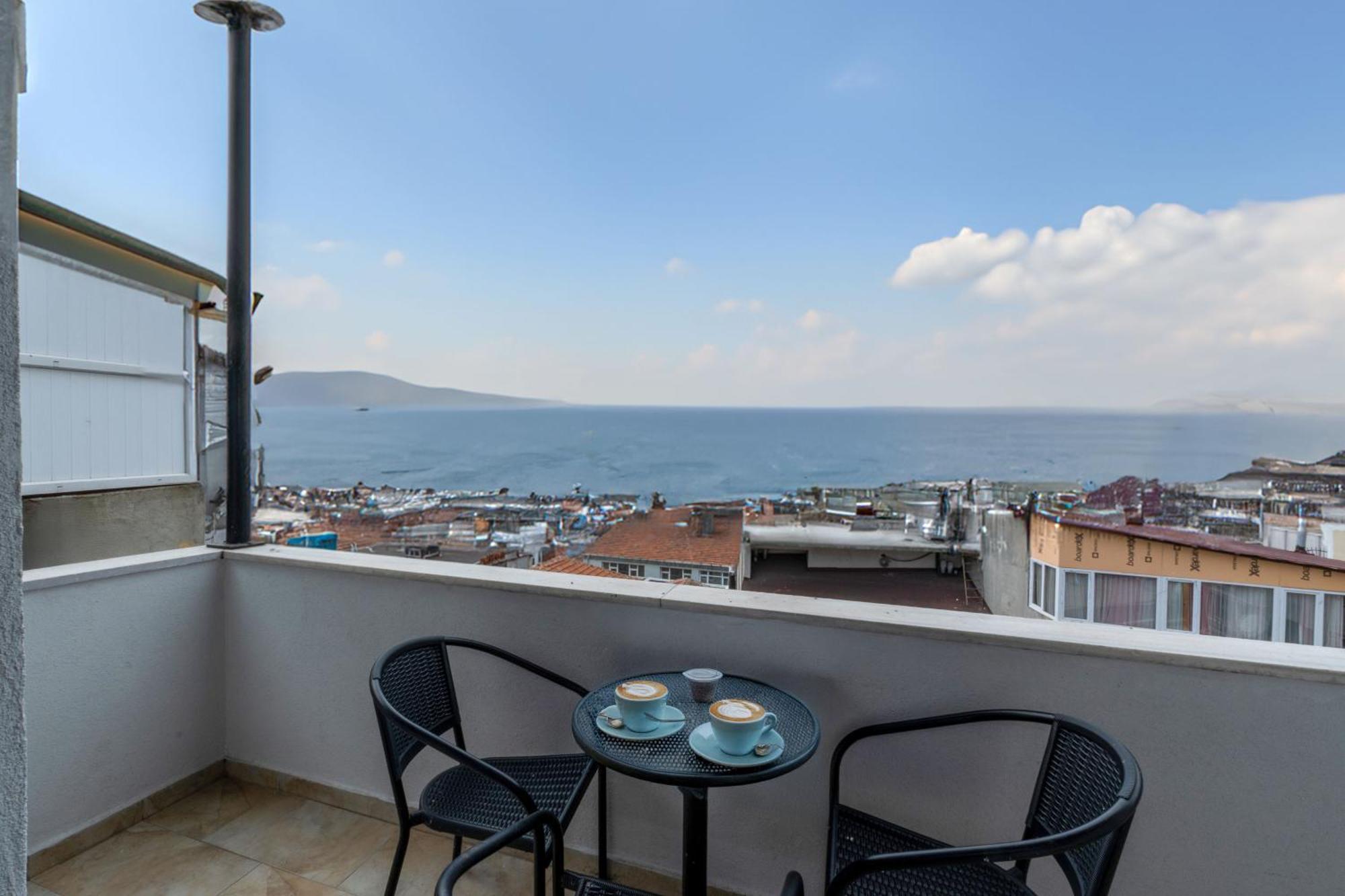 Triple Room Balcony