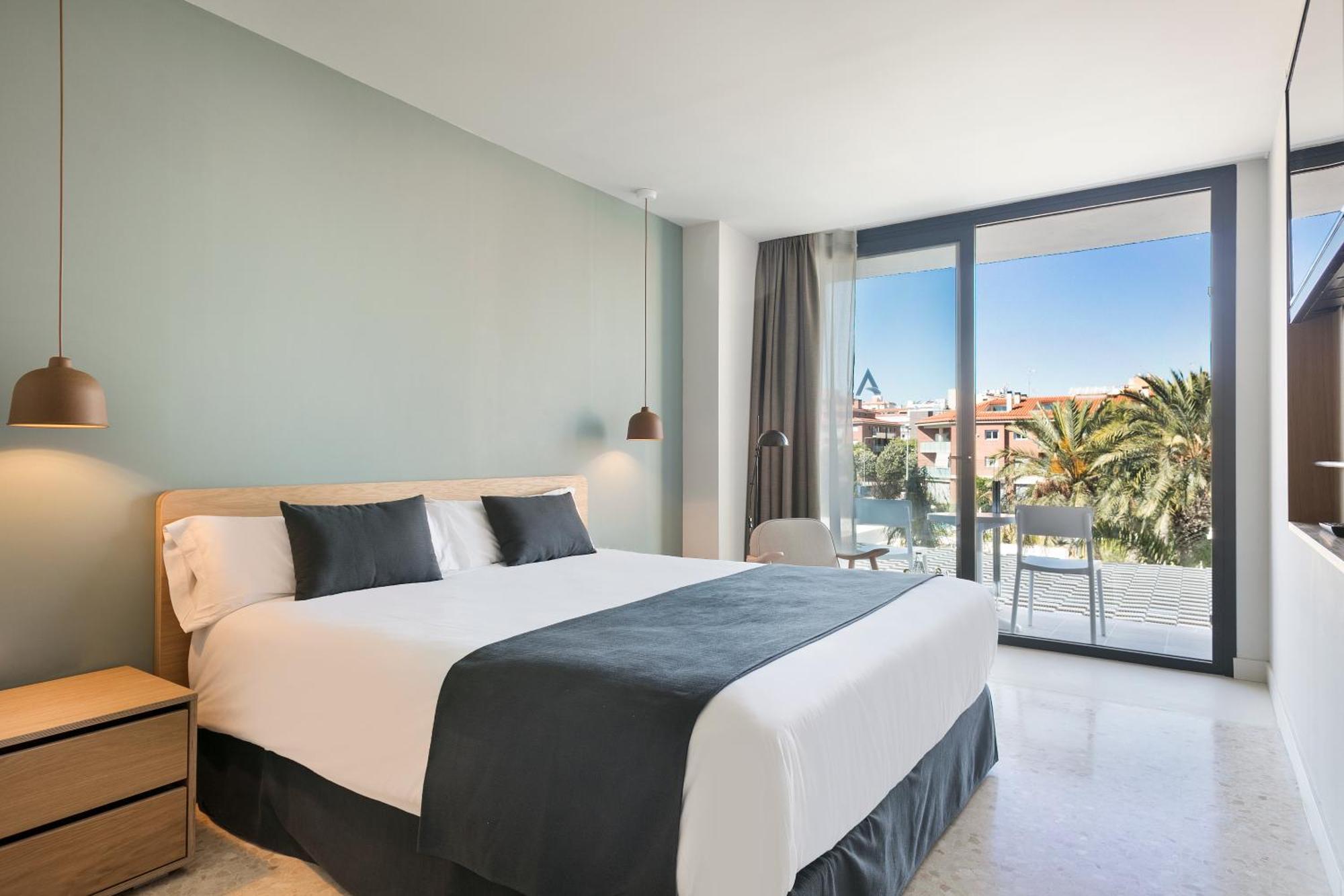 Premium Double Room pool view