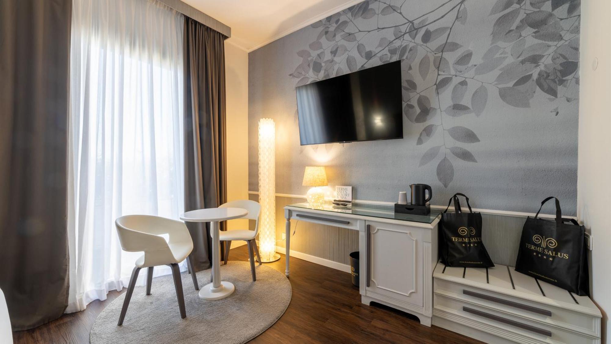 Deluxe Queen Room Spa Access