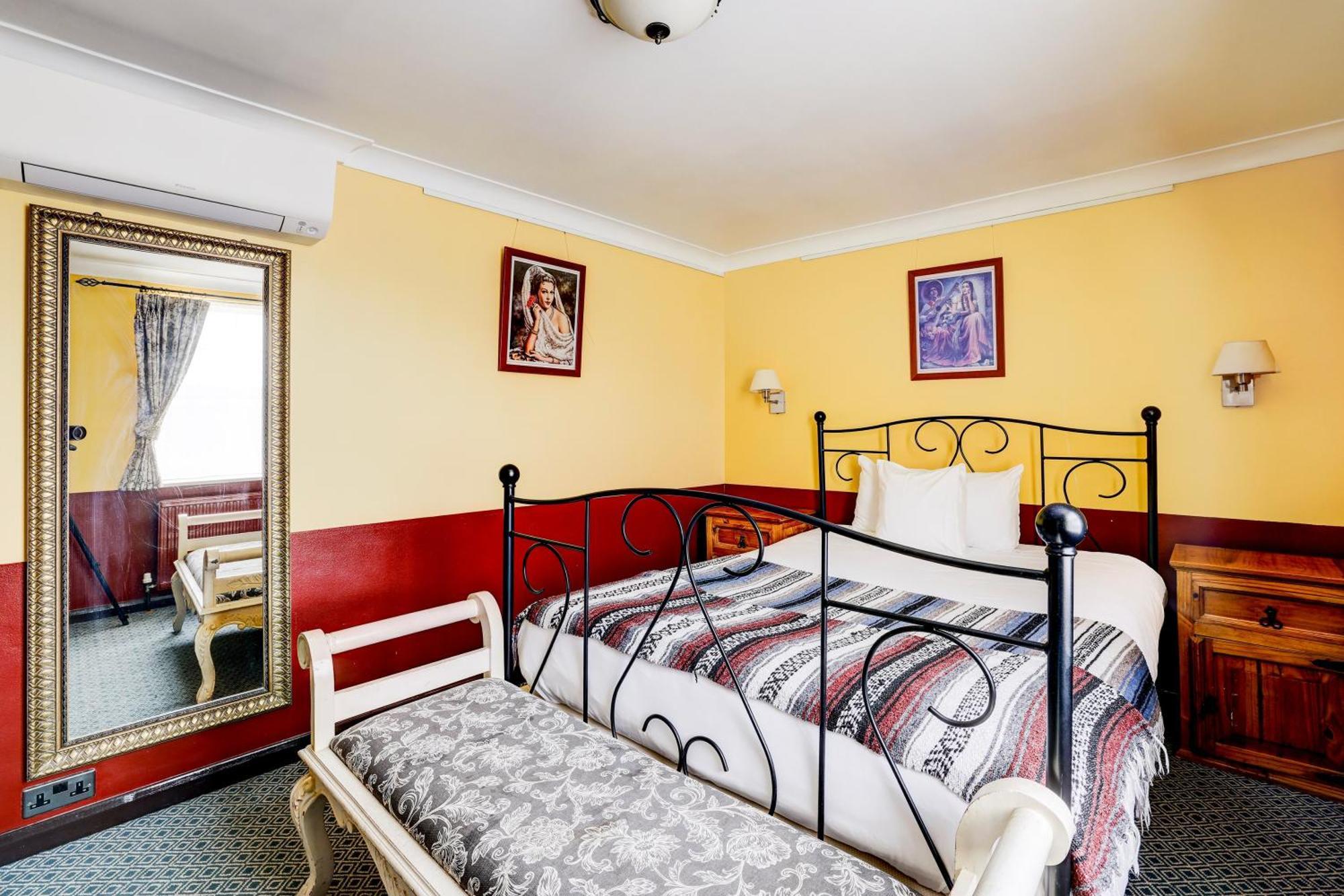 Single Room,1659456950:JPEG