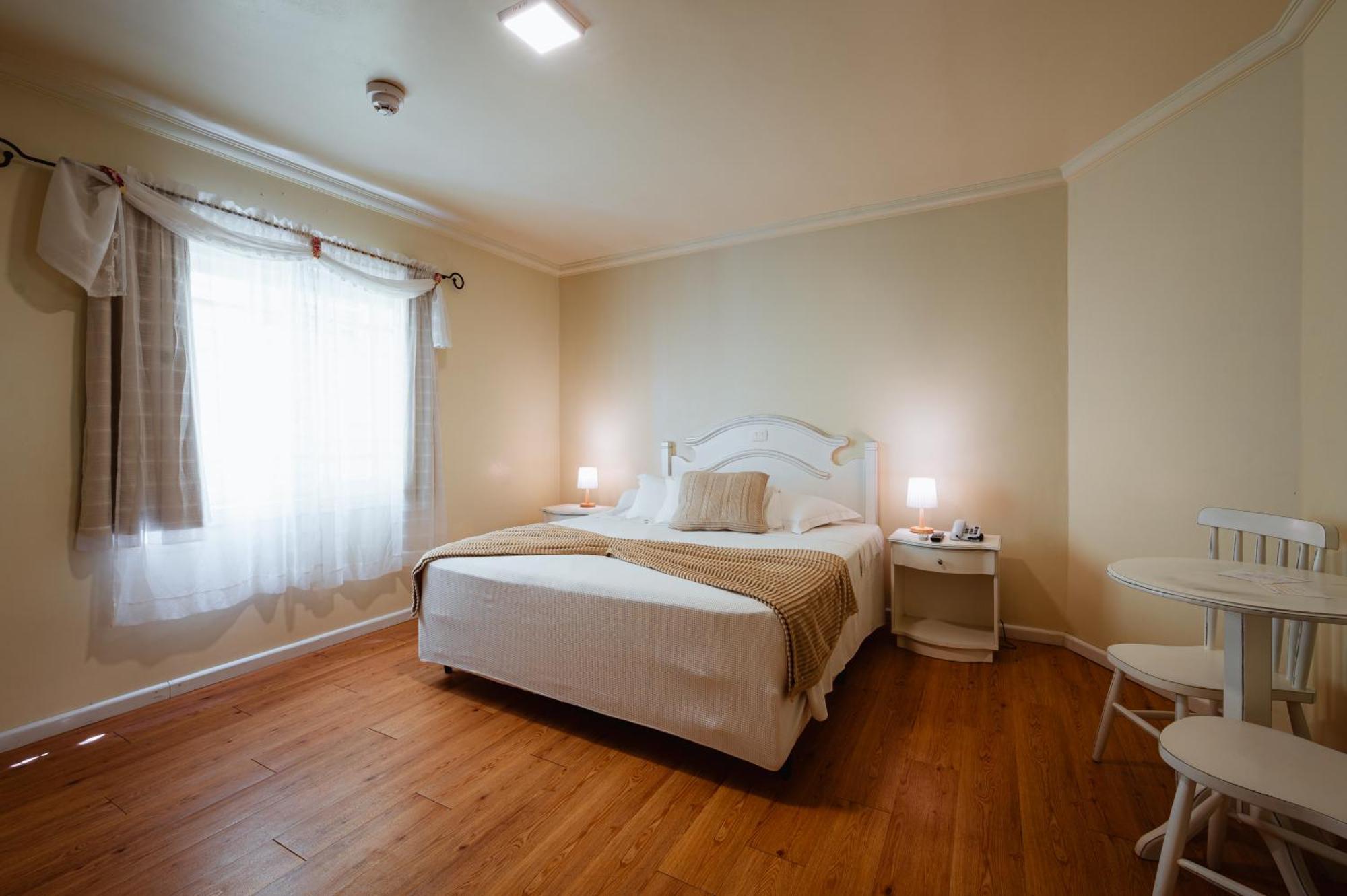 Super Deluxe Room,1659464154:JPEG