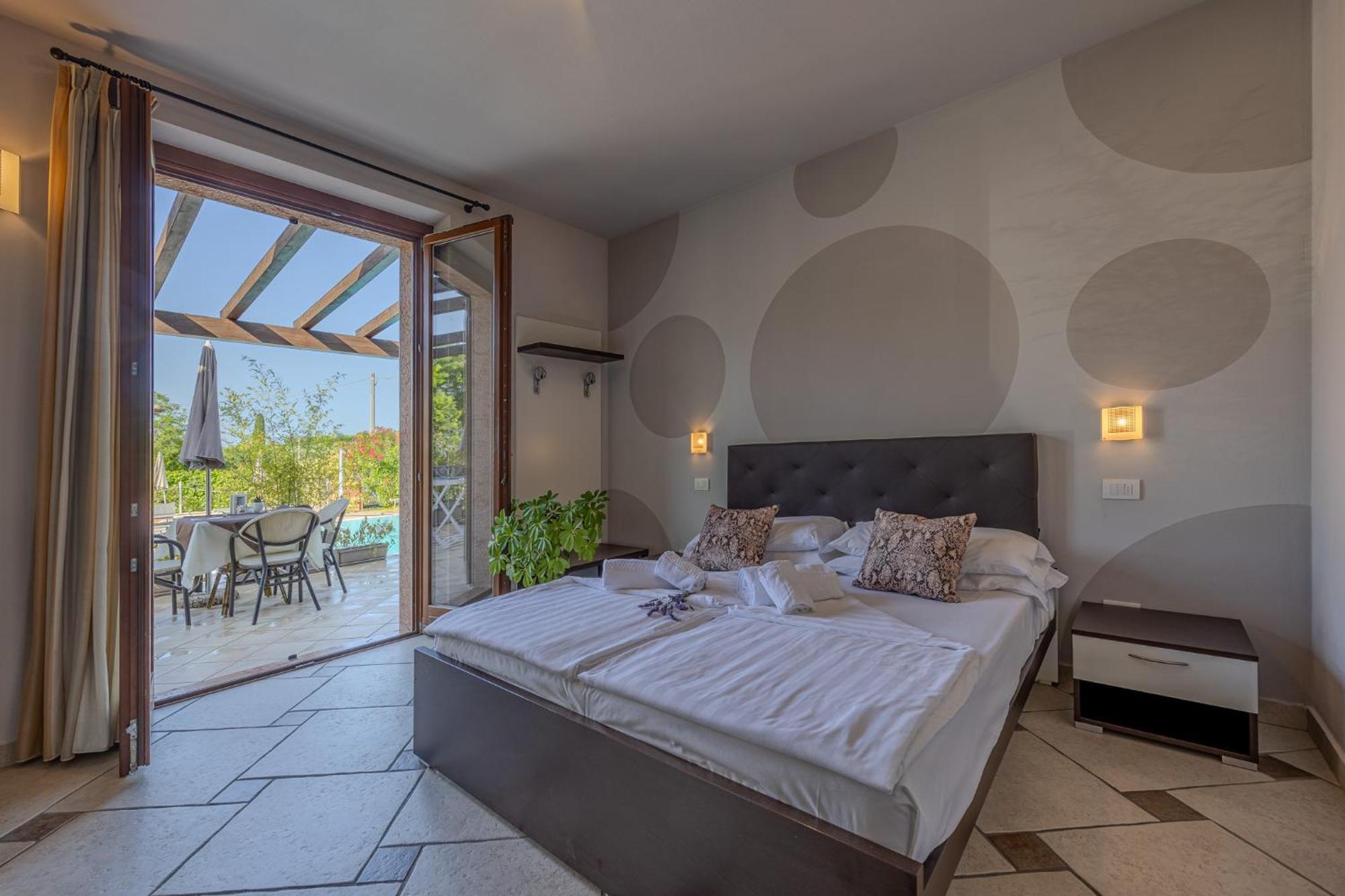 Double Room Pool View