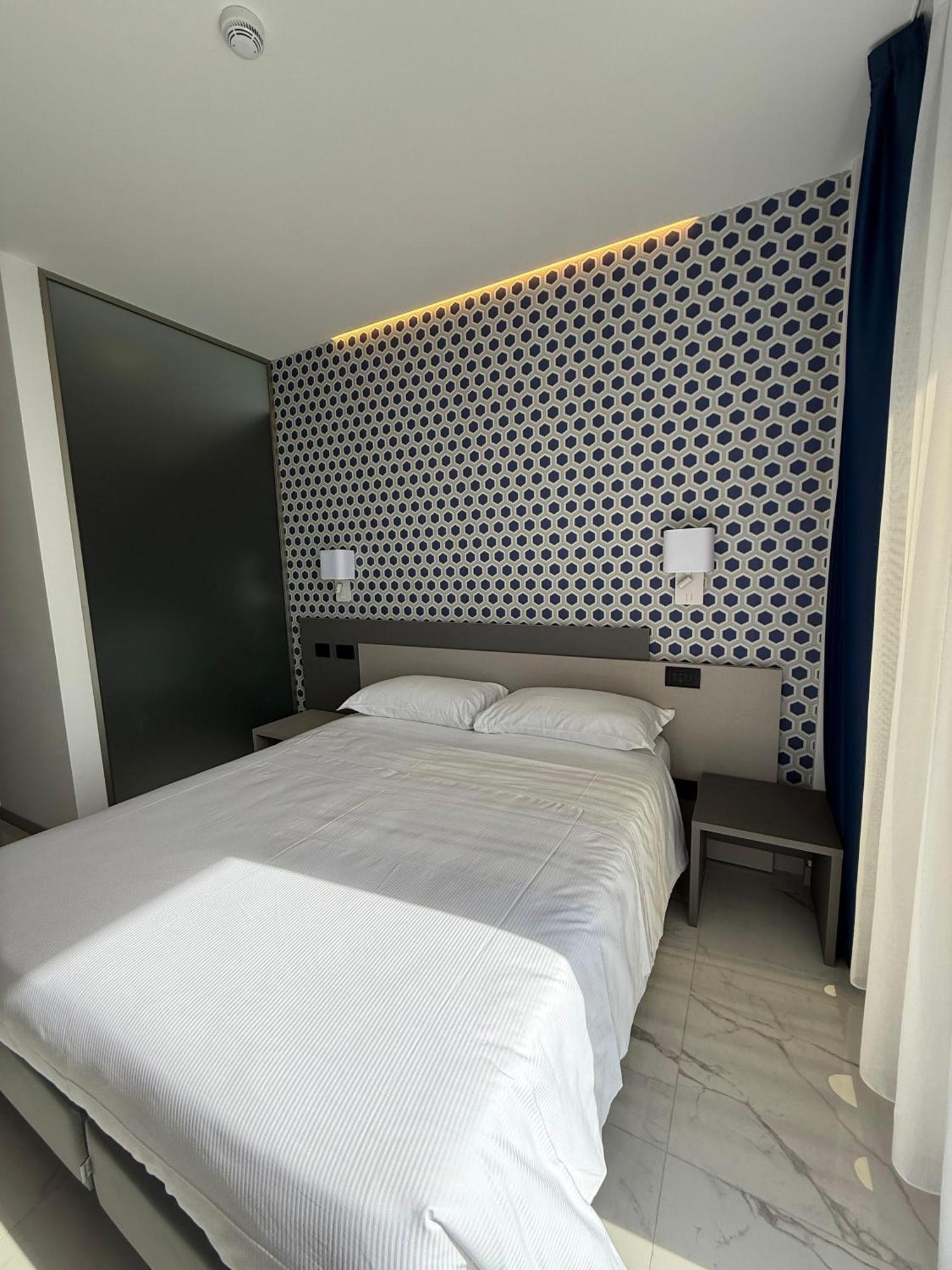 Double or Twin Room,1659582949:JPEG