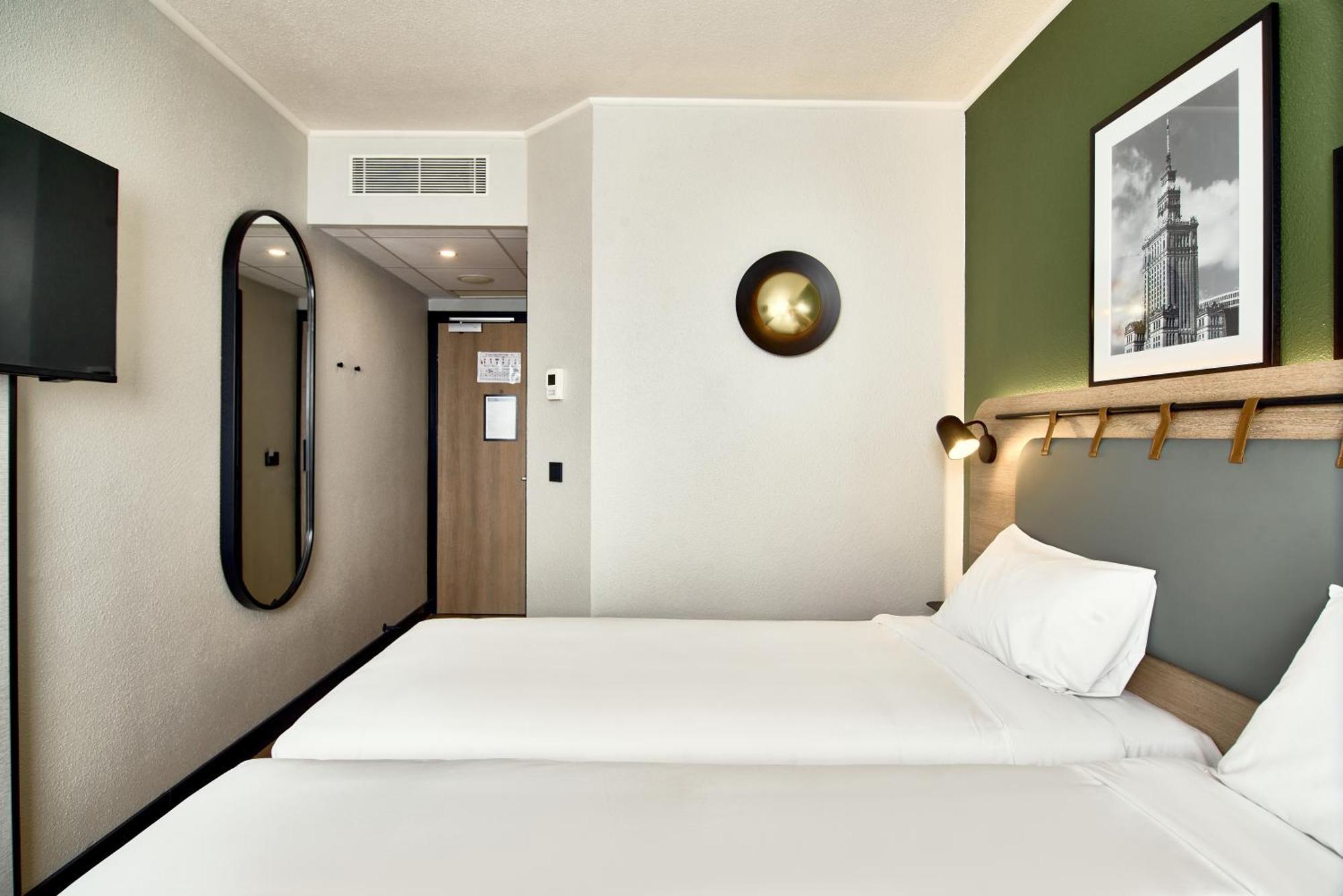 Standard Room 2 Single Beds,1660282466:JPEG