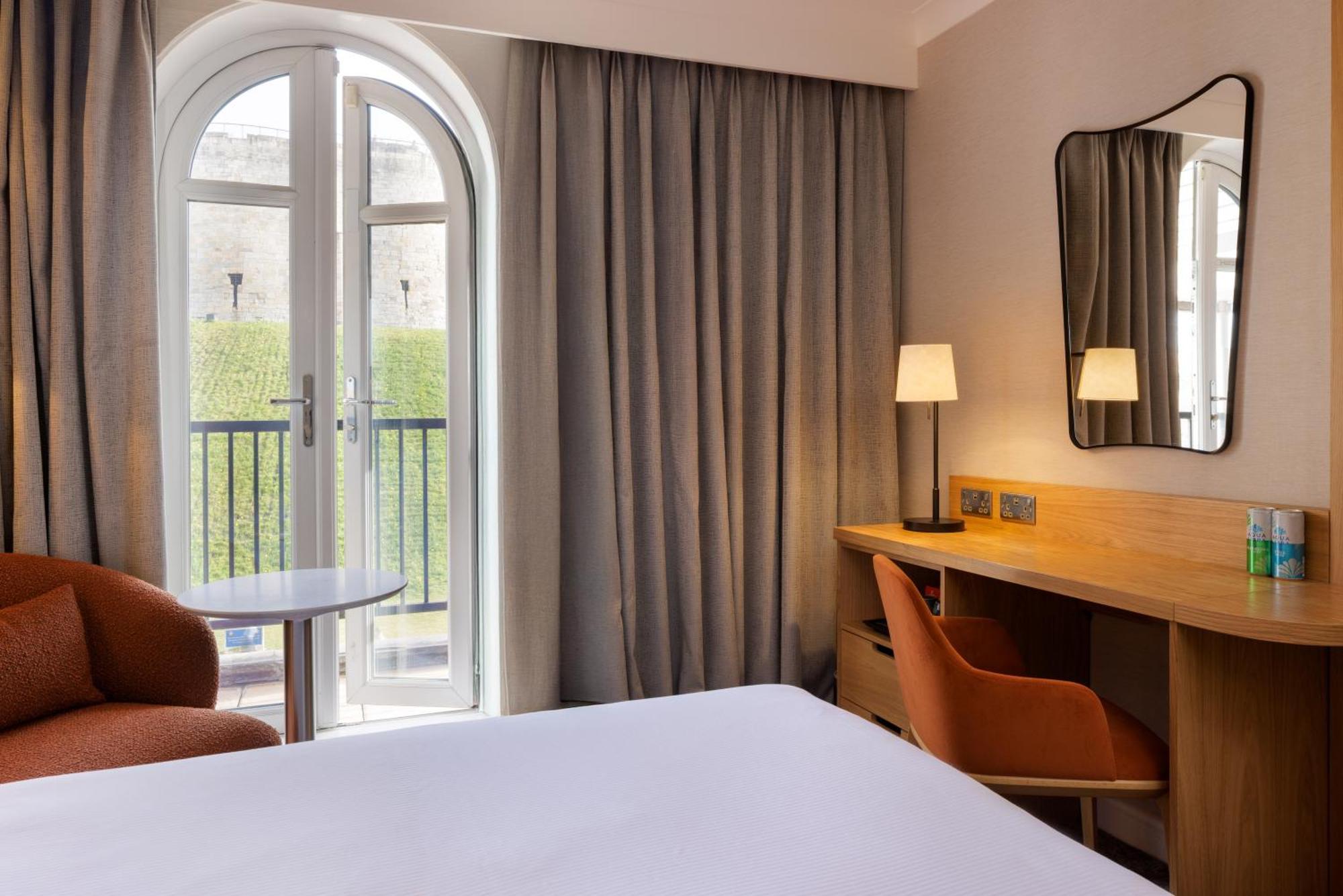Double guest room balcony Tower view