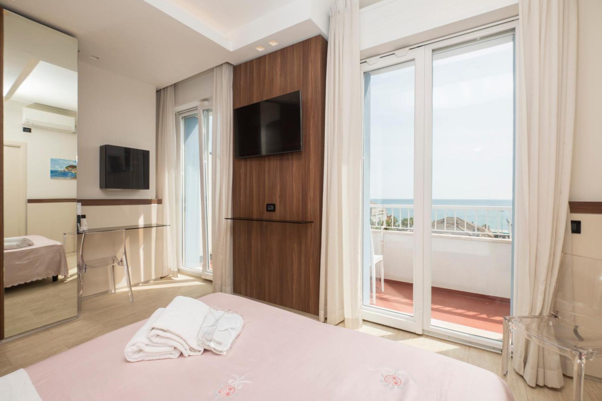 Double Room Sea View