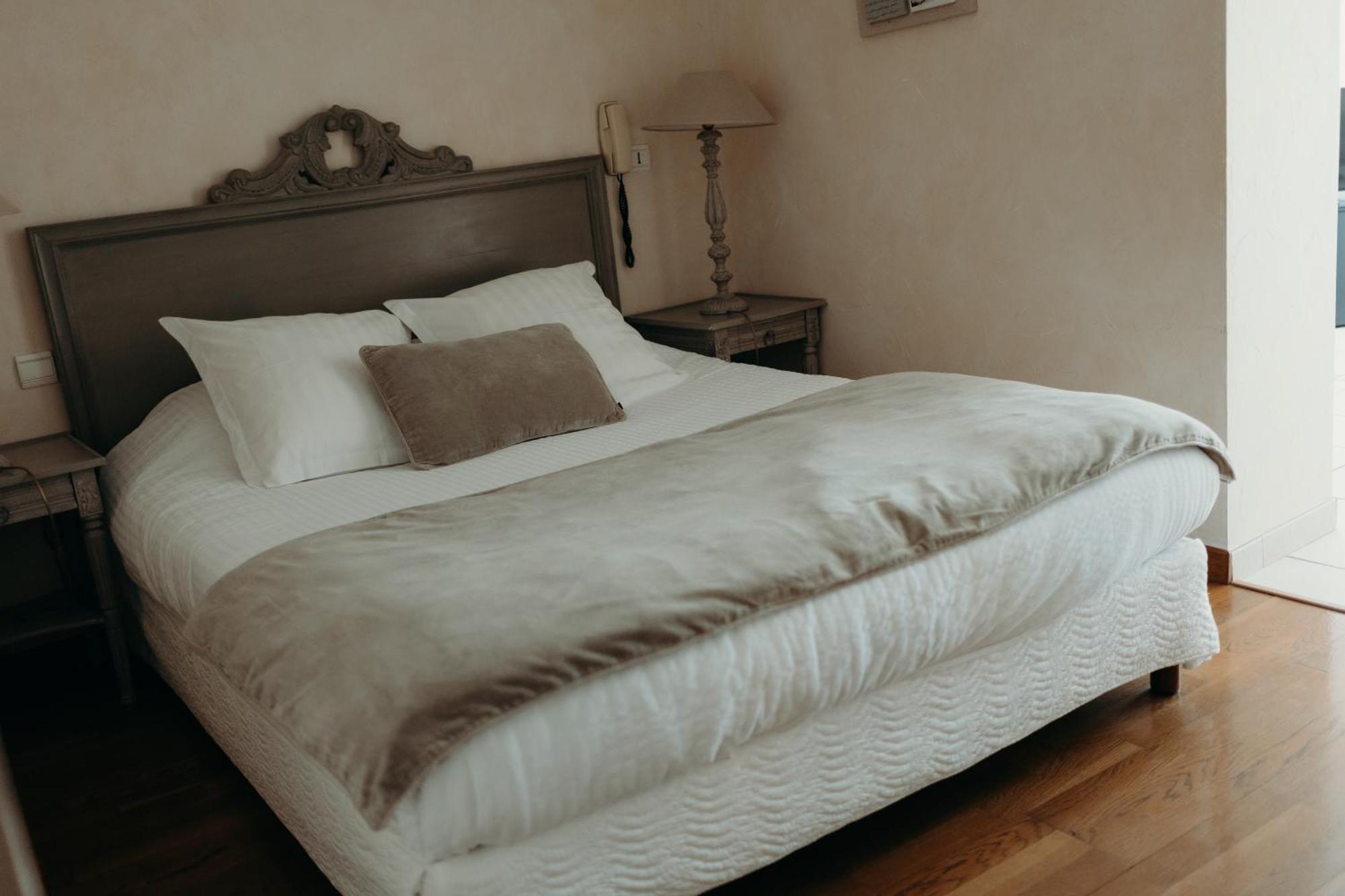Prestige Room,1660285467:JPEG