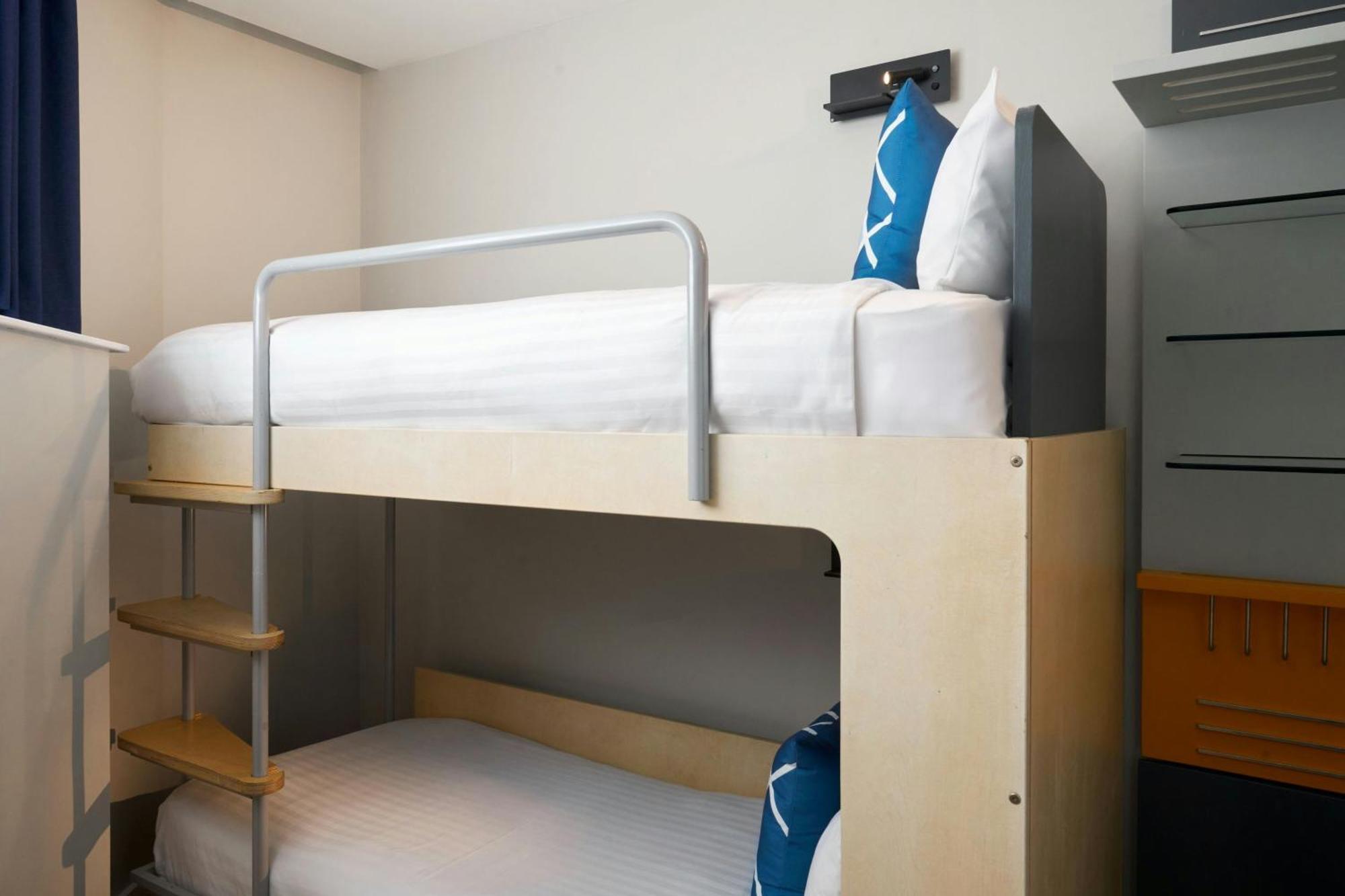 Efficient Room Two Twin Bunk Beds