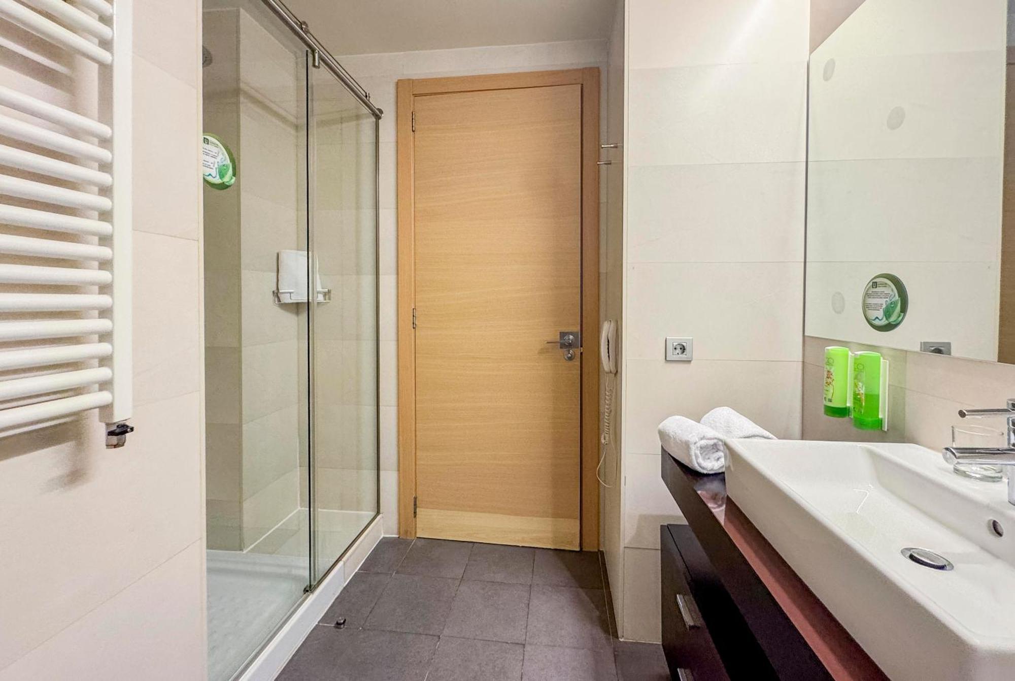 Standard Triple Room,1660288983:JPEG