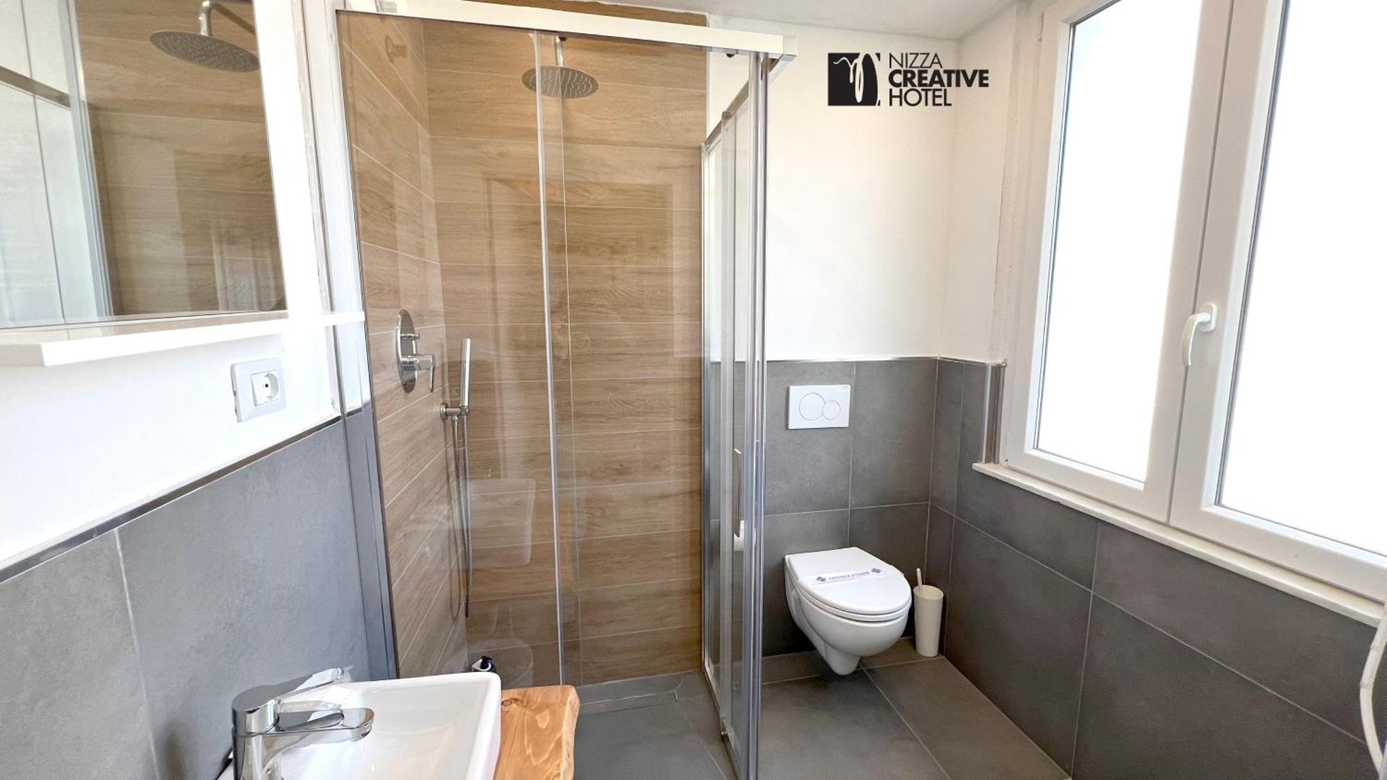 Twin Room Private Bathroom