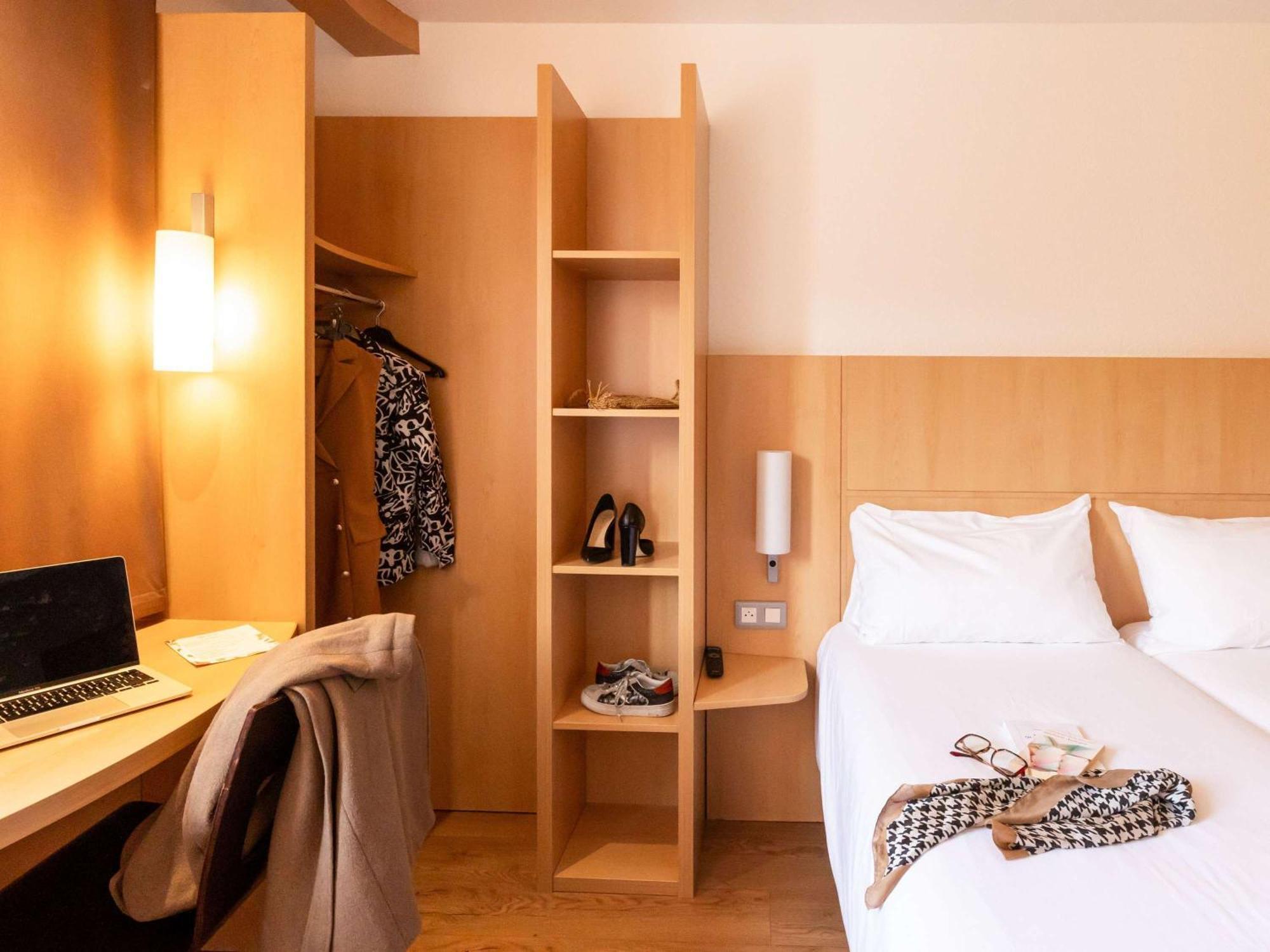 Standard Twin Room,1704962065:JPEG