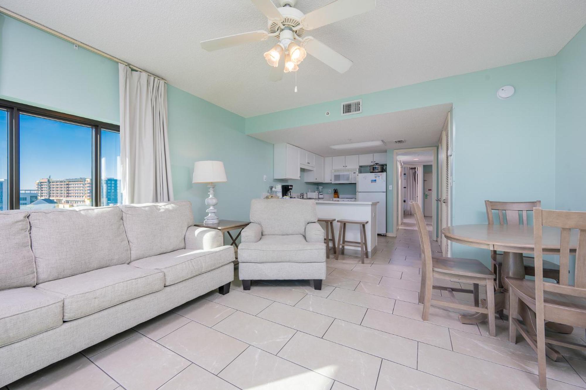 Suite – Gulf Front