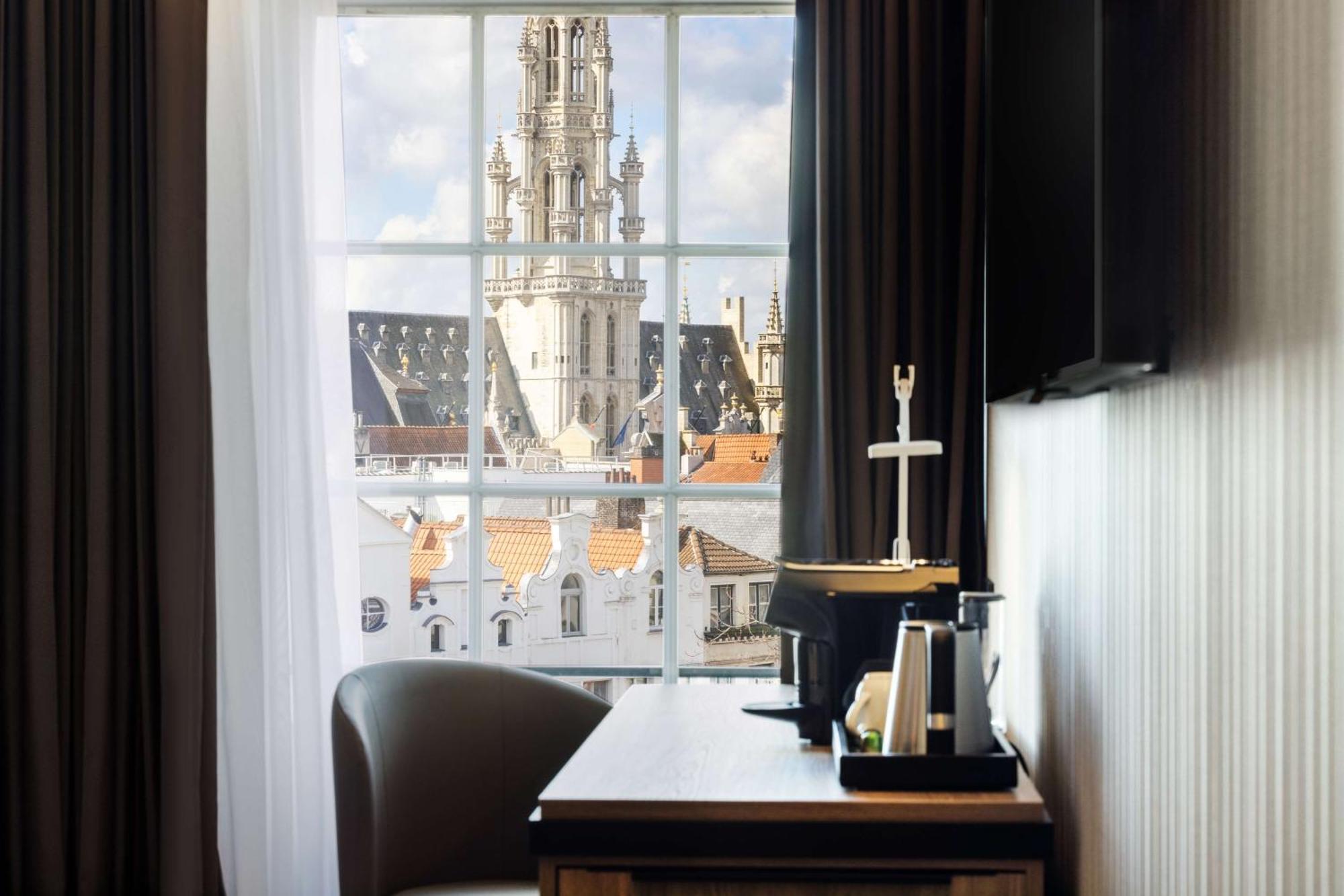 Standard View Room