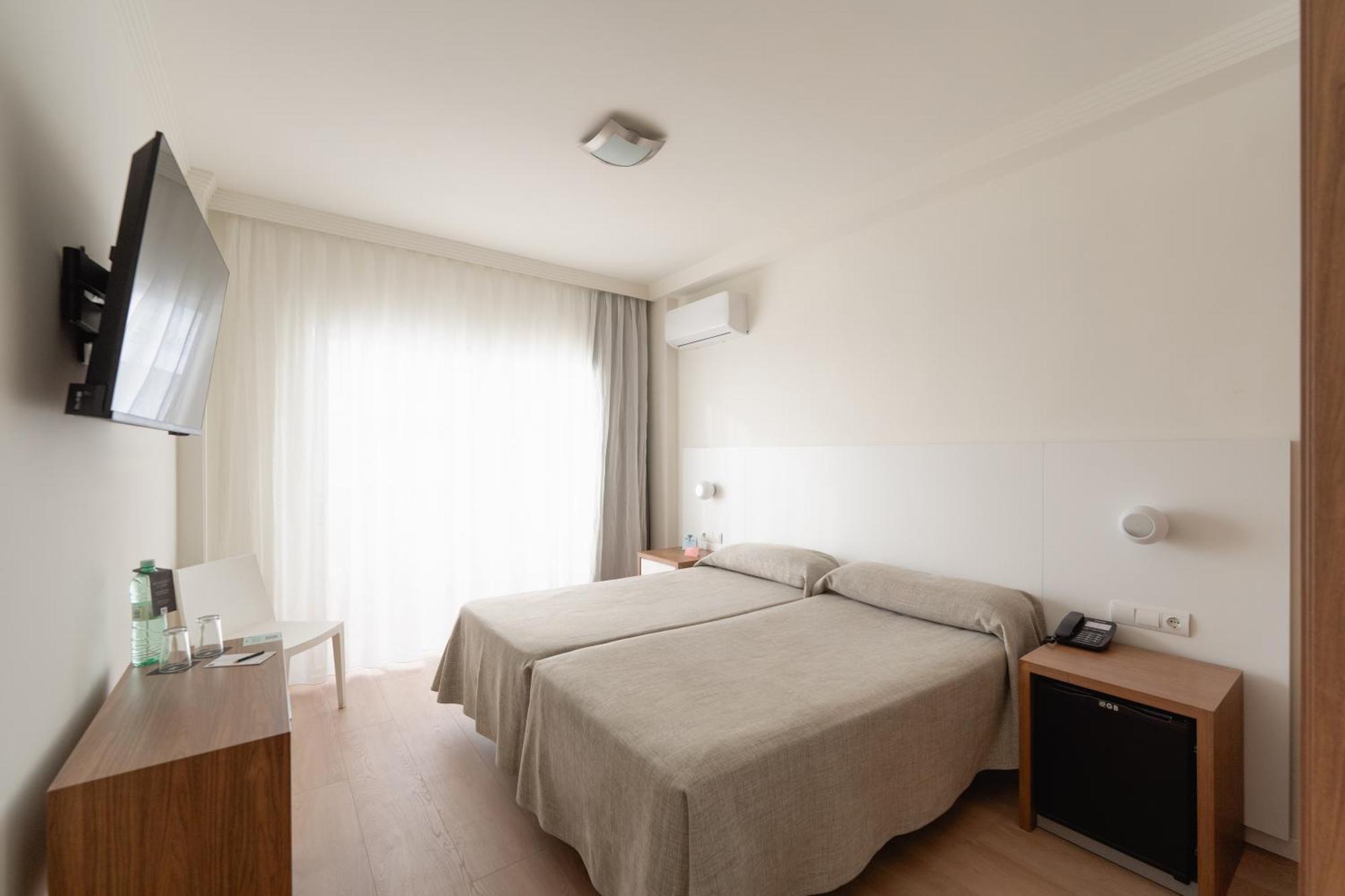 Double or Twin Room Terrace