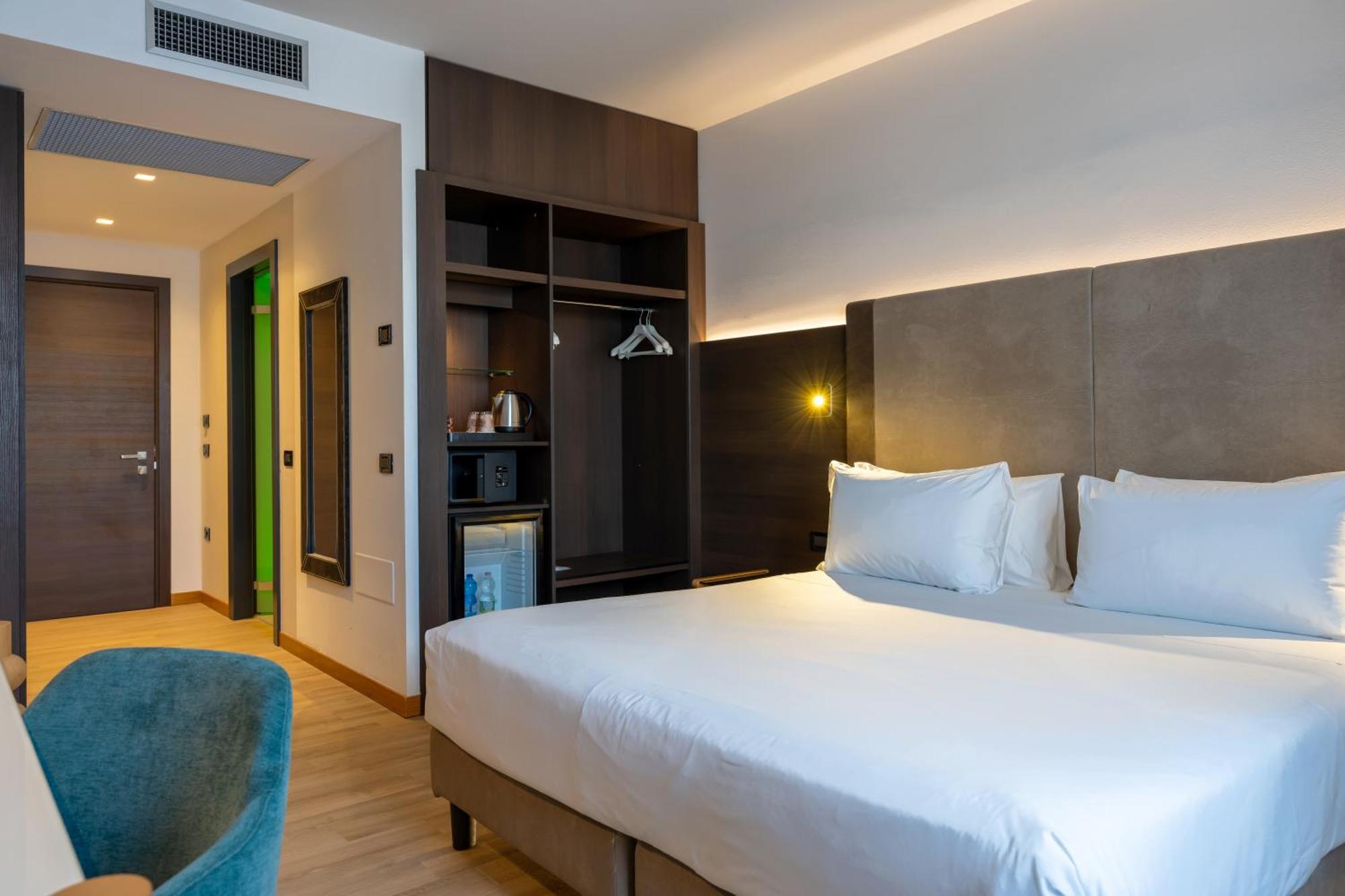 Comfort Double or Twin Room