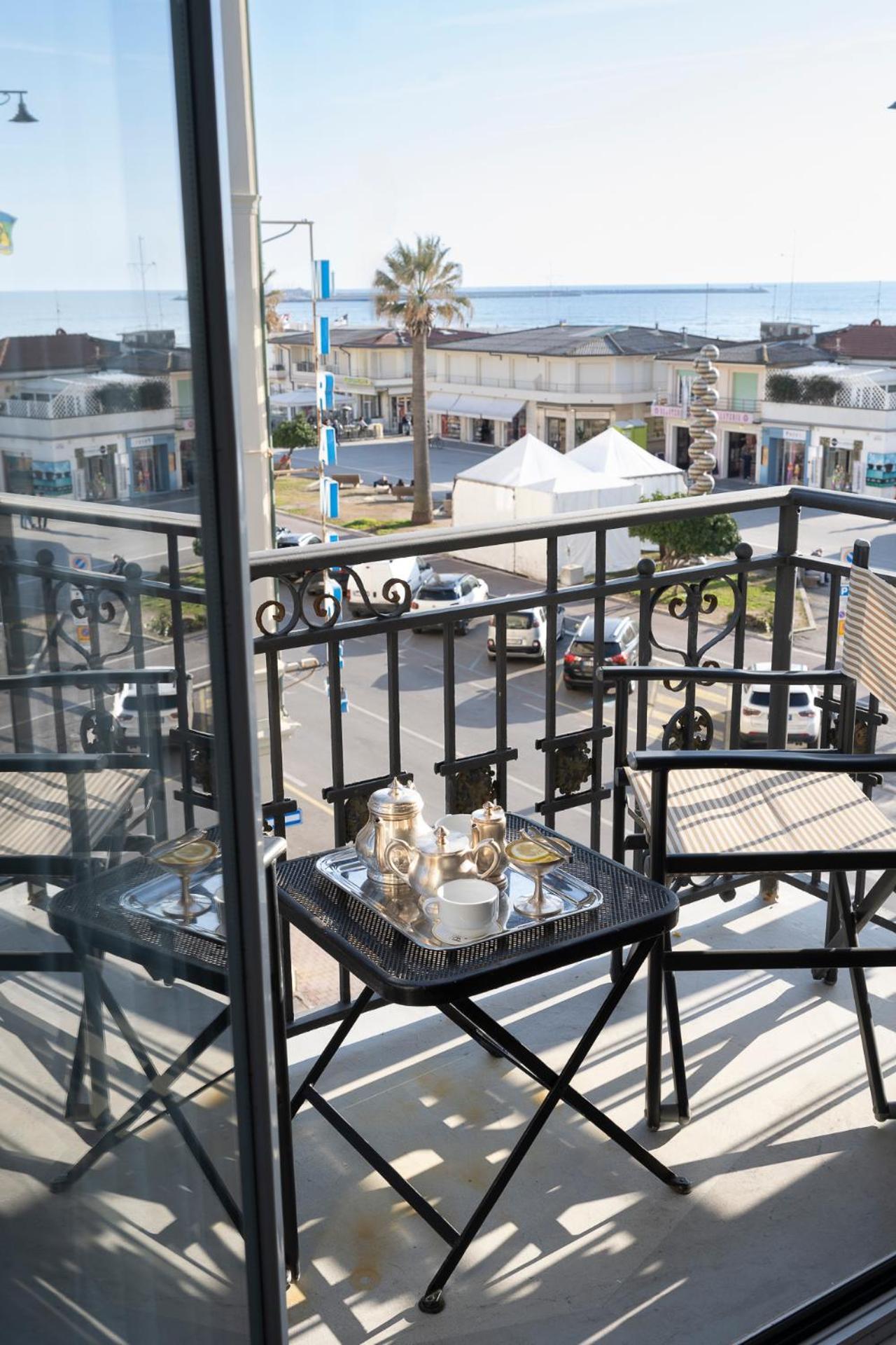 Superior Double or Twin Room Sea View