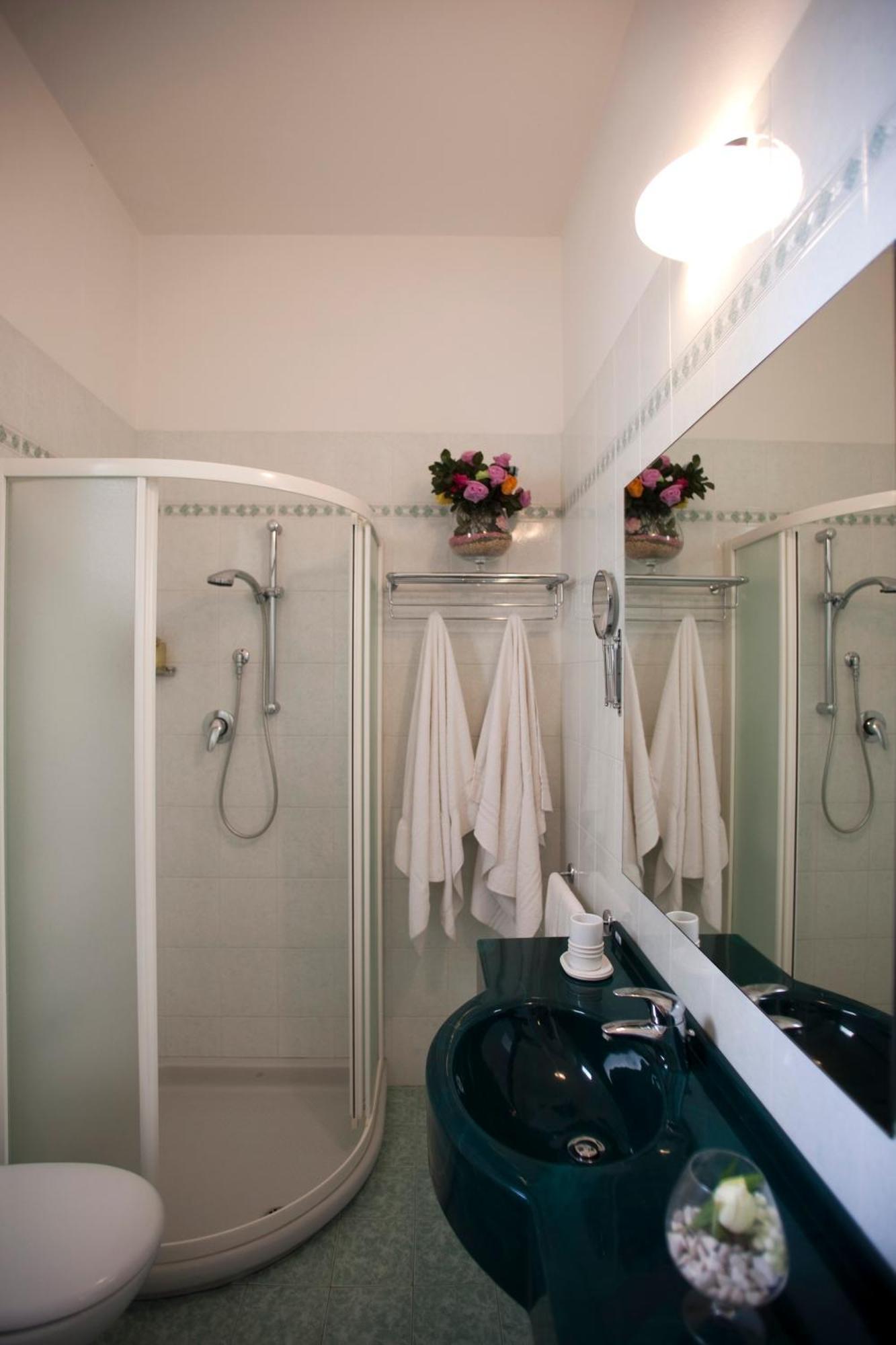Standard Double or Twin Room,1756458757:JPEG
