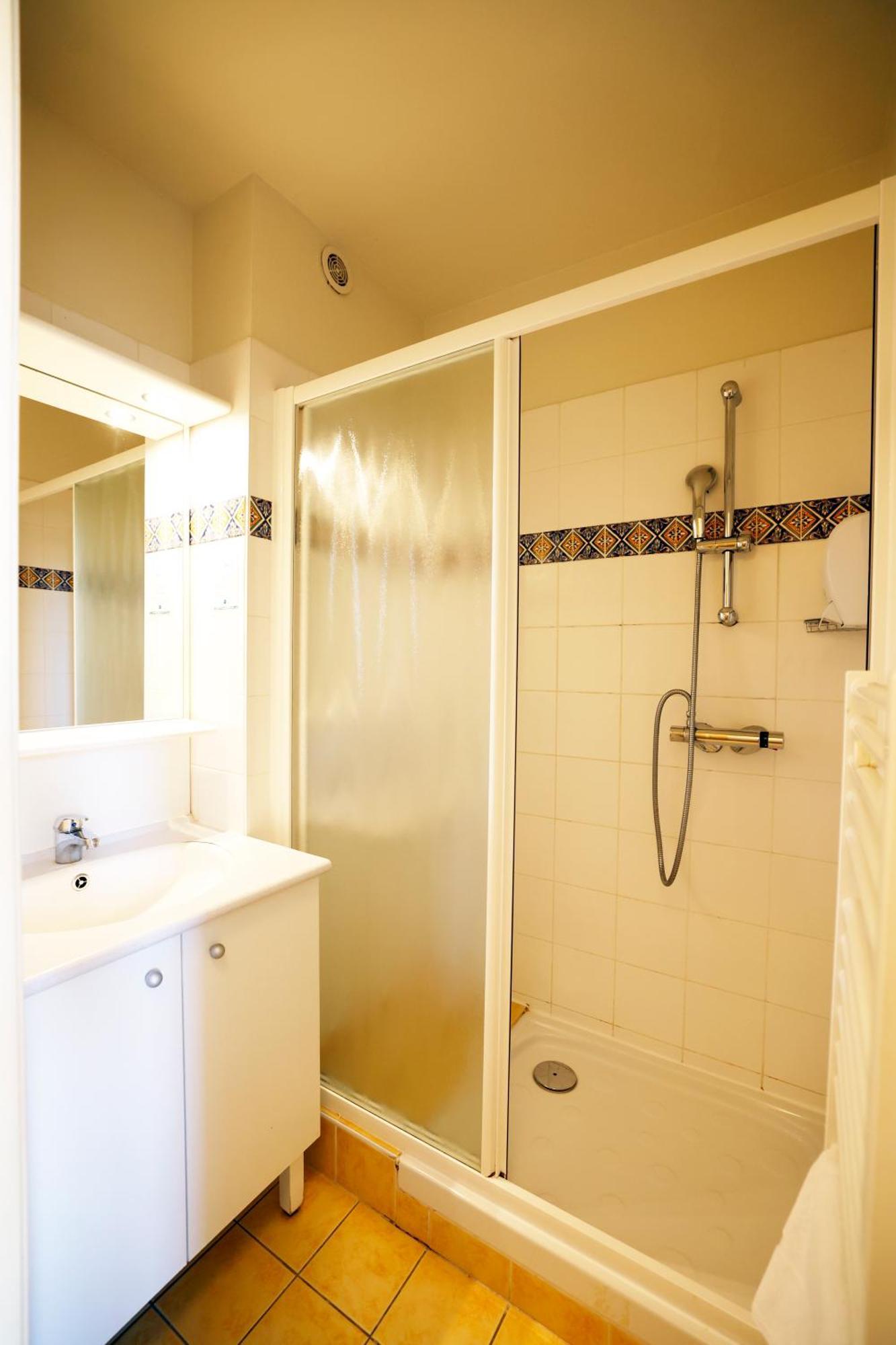 Double or Twin Room,1661143184:JPEG