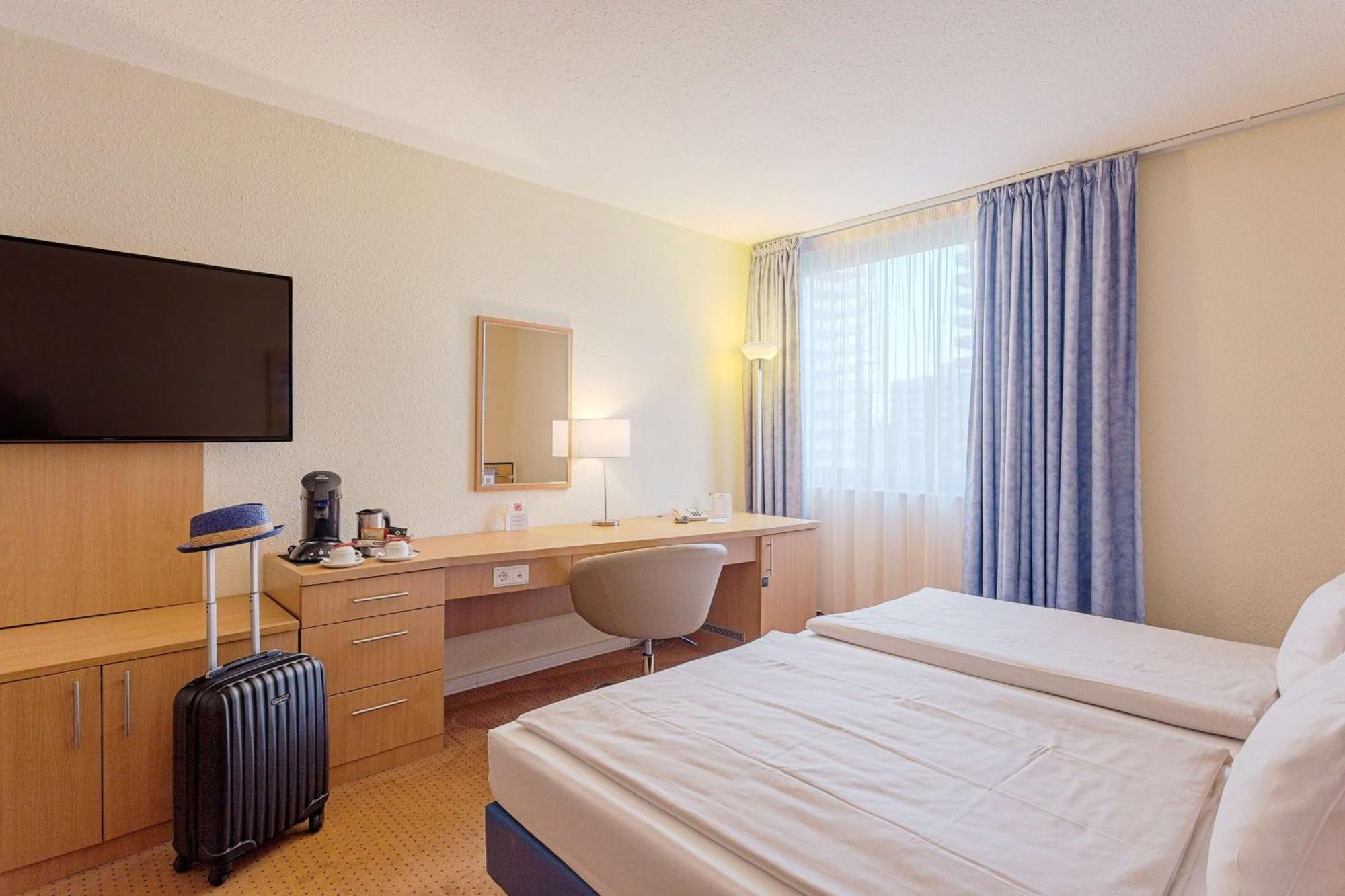 Double Room,1661633319:JPEG